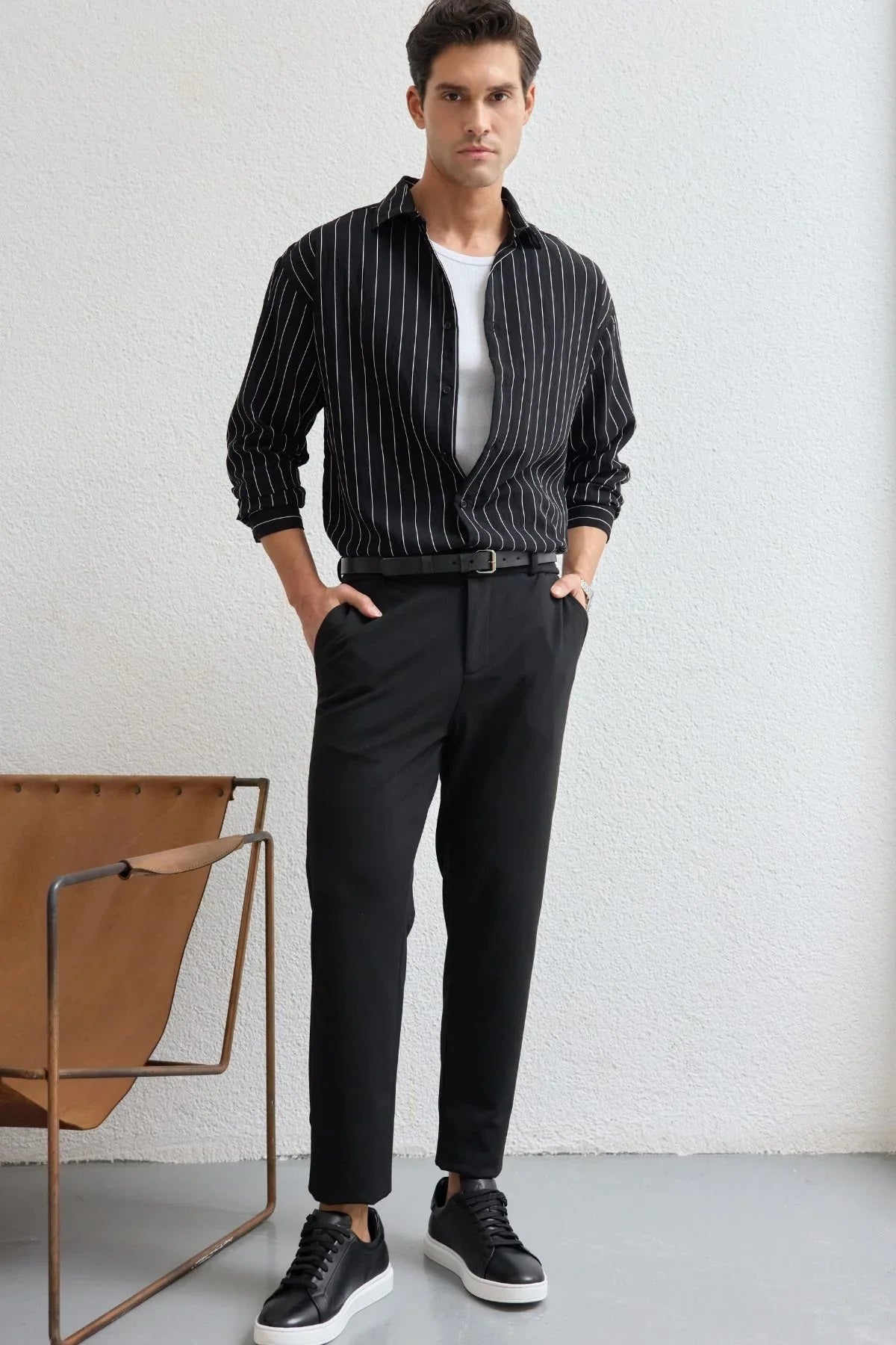 Elnes Erkek Sneaker Ayakkabı, %100 Hakiki Deri Siyah Bağcıklı Günlük Tasarım - Livio Ferri