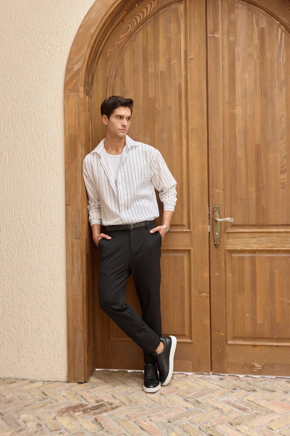 Elnes Erkek Sneaker Ayakkabı, %100 Hakiki Deri Siyah Bağcıklı Günlük Tasarım - Livio Ferri