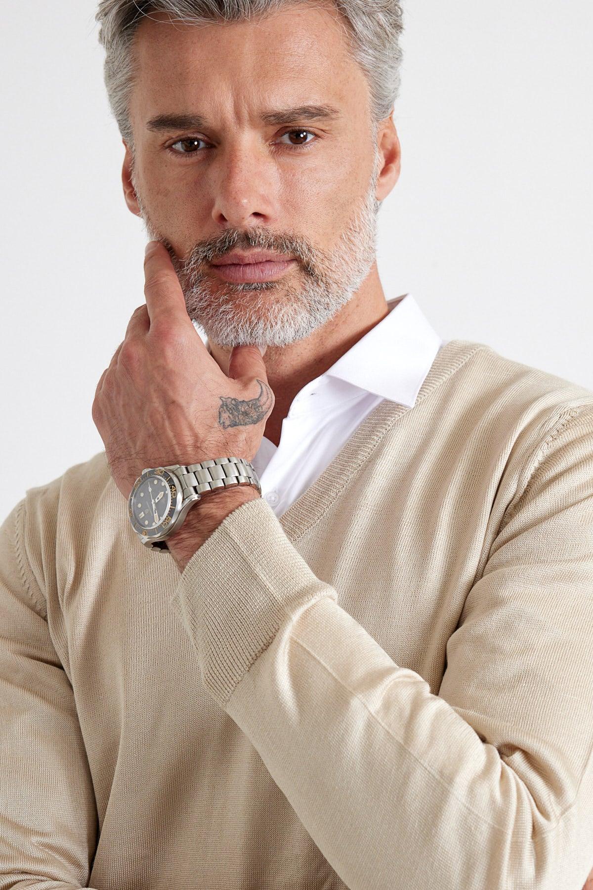 Erkek Büyük Beden Standart Fit Normal Kesim V Yaka Triko Kazak - Livio Ferri