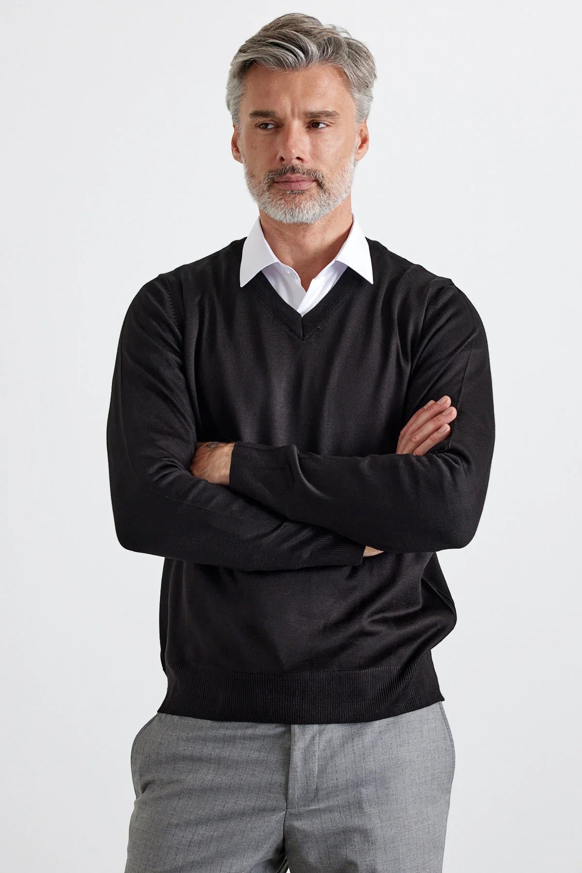 Erkek Büyük Beden Standart Fit Normal Kesim V Yaka Triko Kazak - Livio Ferri