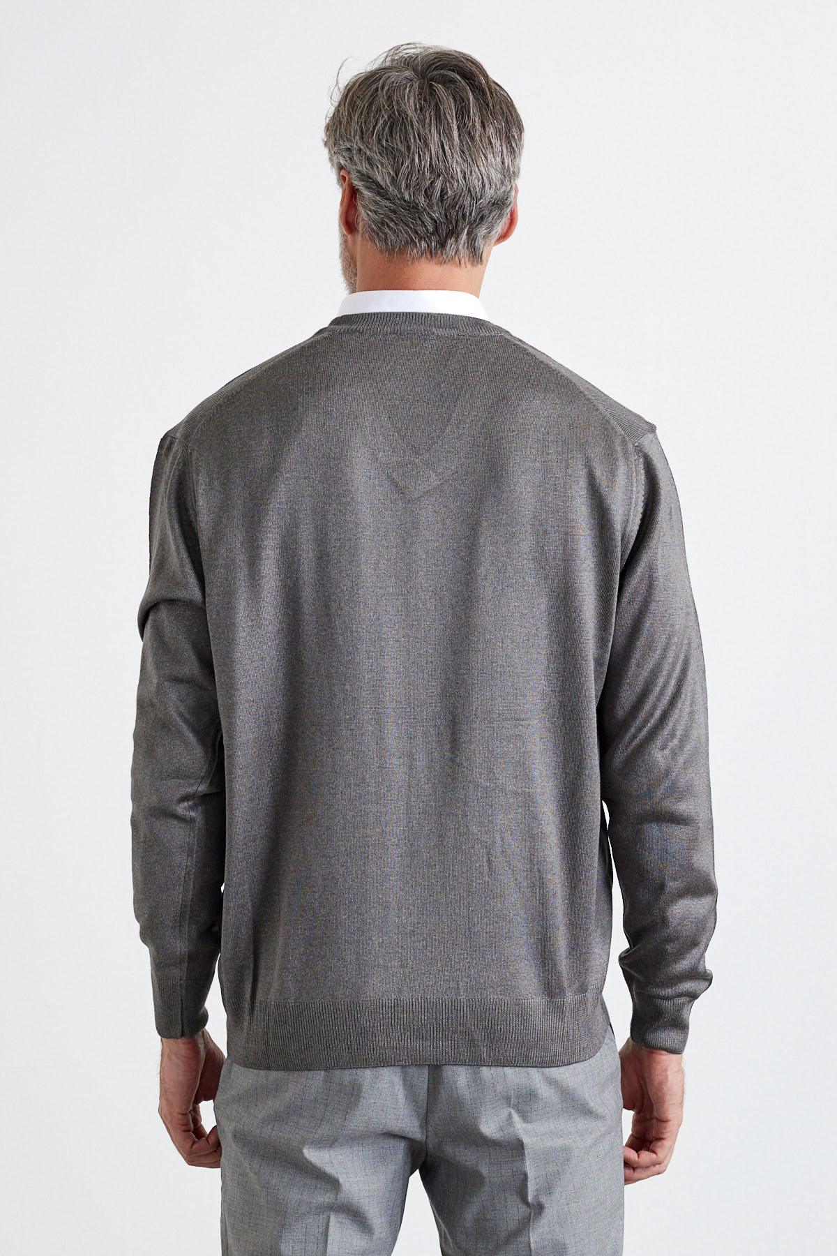 Erkek Büyük Beden Standart Fit Normal Kesim V Yaka Triko Kazak - Livio Ferri