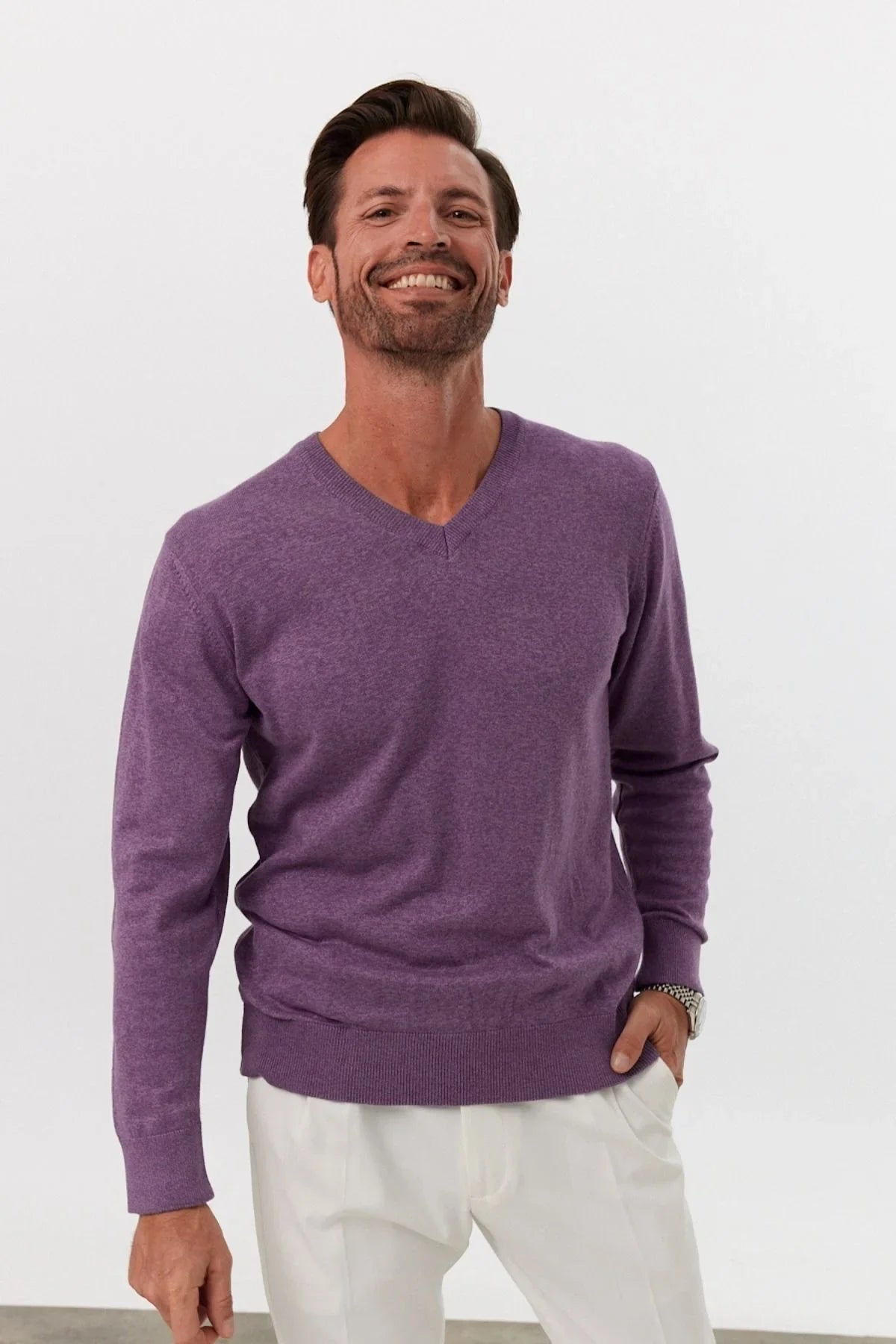 Erkek Pamuk V Yaka Standart Fit Normal Kesim Triko Kazak - Livio Ferri