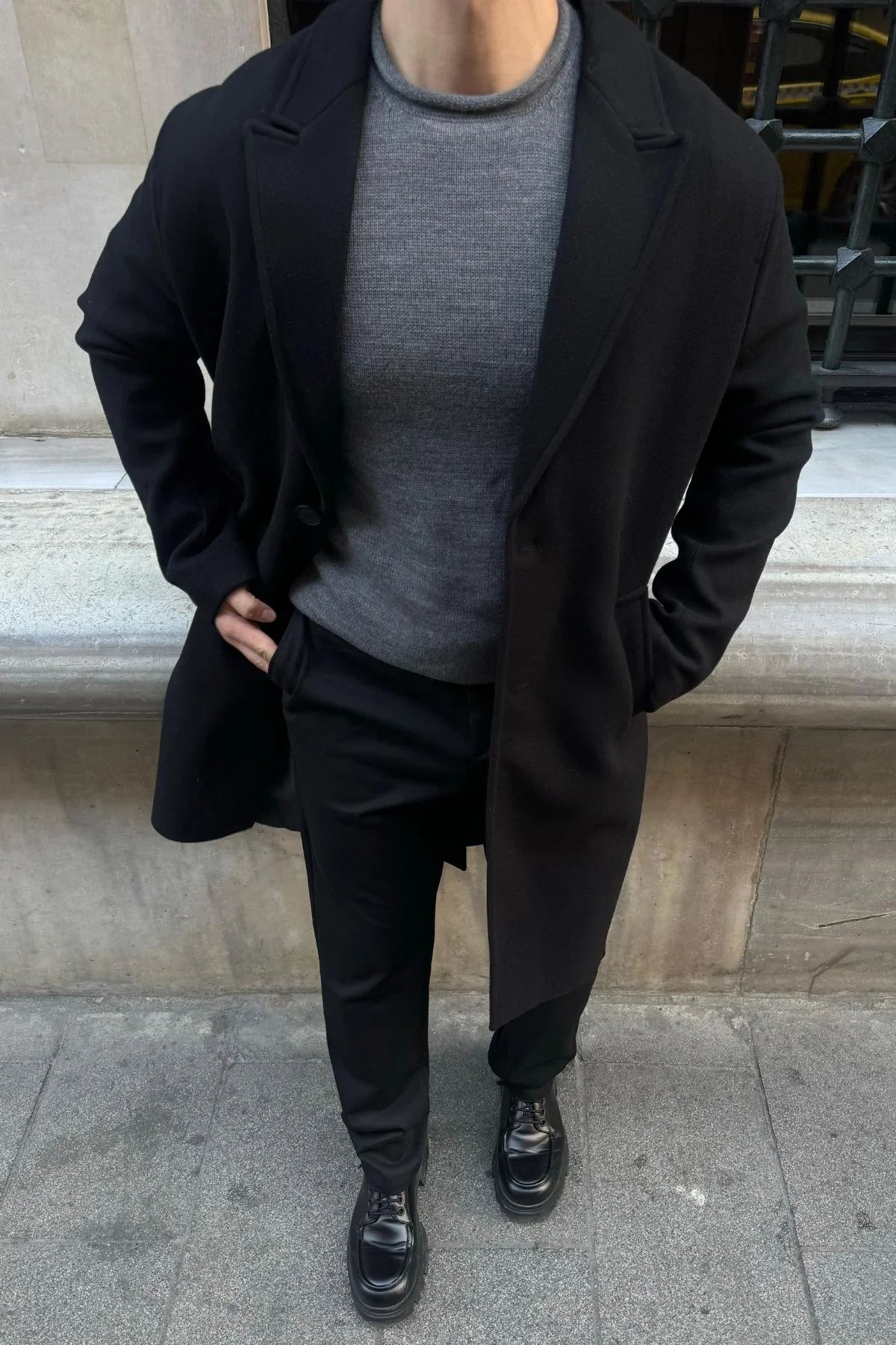 Erkek Regular Fit Düğmeli Cepli Kışlık Astarlı Klasik Uzun Kaşe Kaban - Livio Ferri