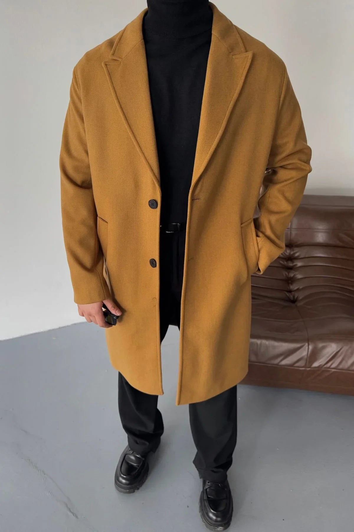 Erkek Regular Fit Düğmeli Cepli Kışlık Astarlı Klasik Uzun Kaşe Kaban - Livio Ferri