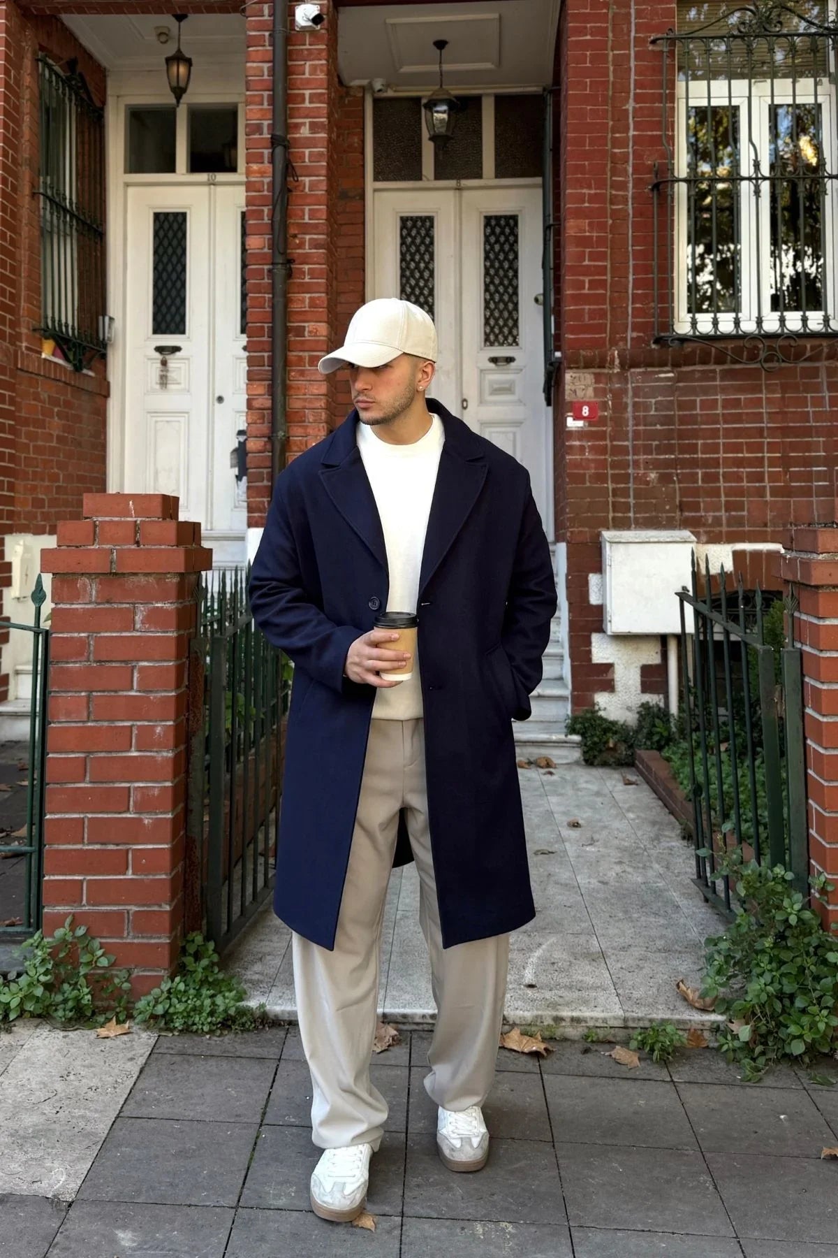 Erkek Regular Fit Düğmeli Cepli Kışlık Astarlı Klasik Uzun Kaşe Kaban - Livio Ferri