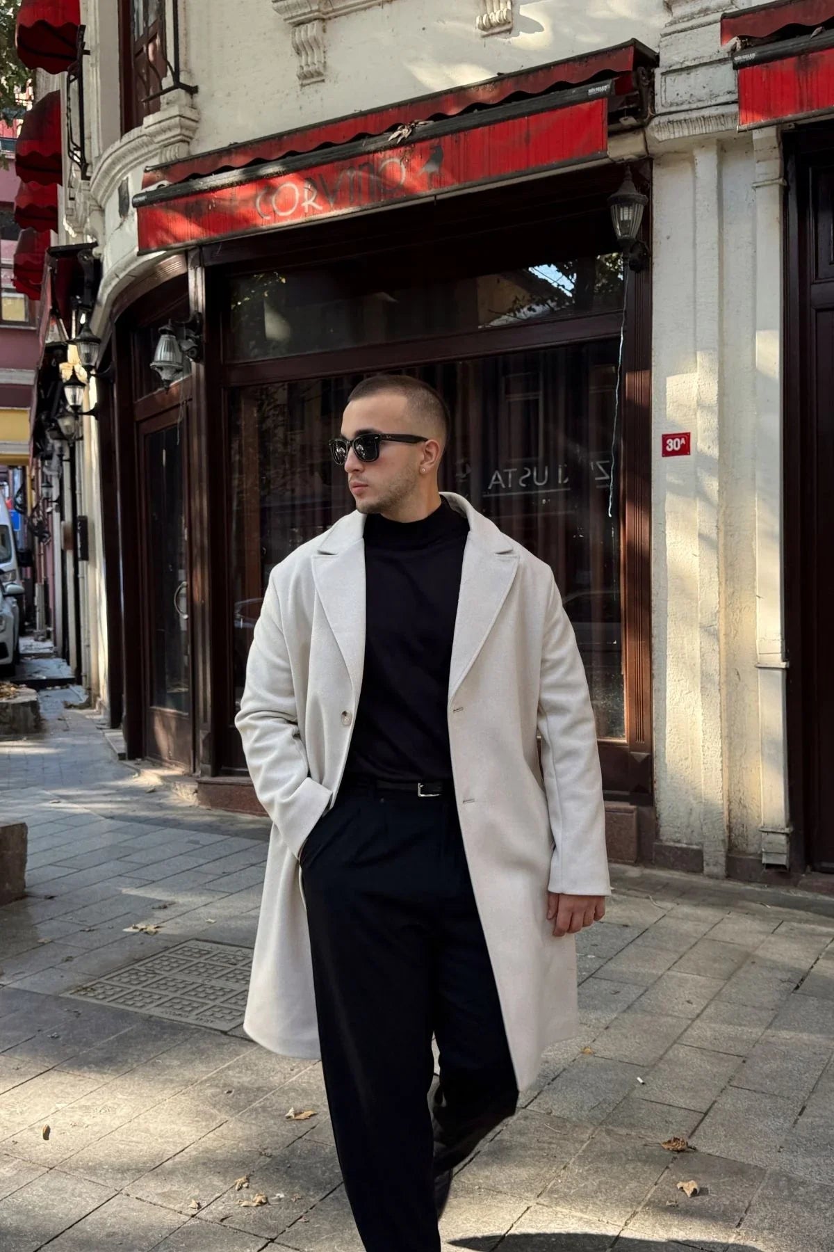 Erkek Regular Fit Düğmeli Cepli Kışlık Astarlı Klasik Uzun Kaşe Kaban - Livio Ferri