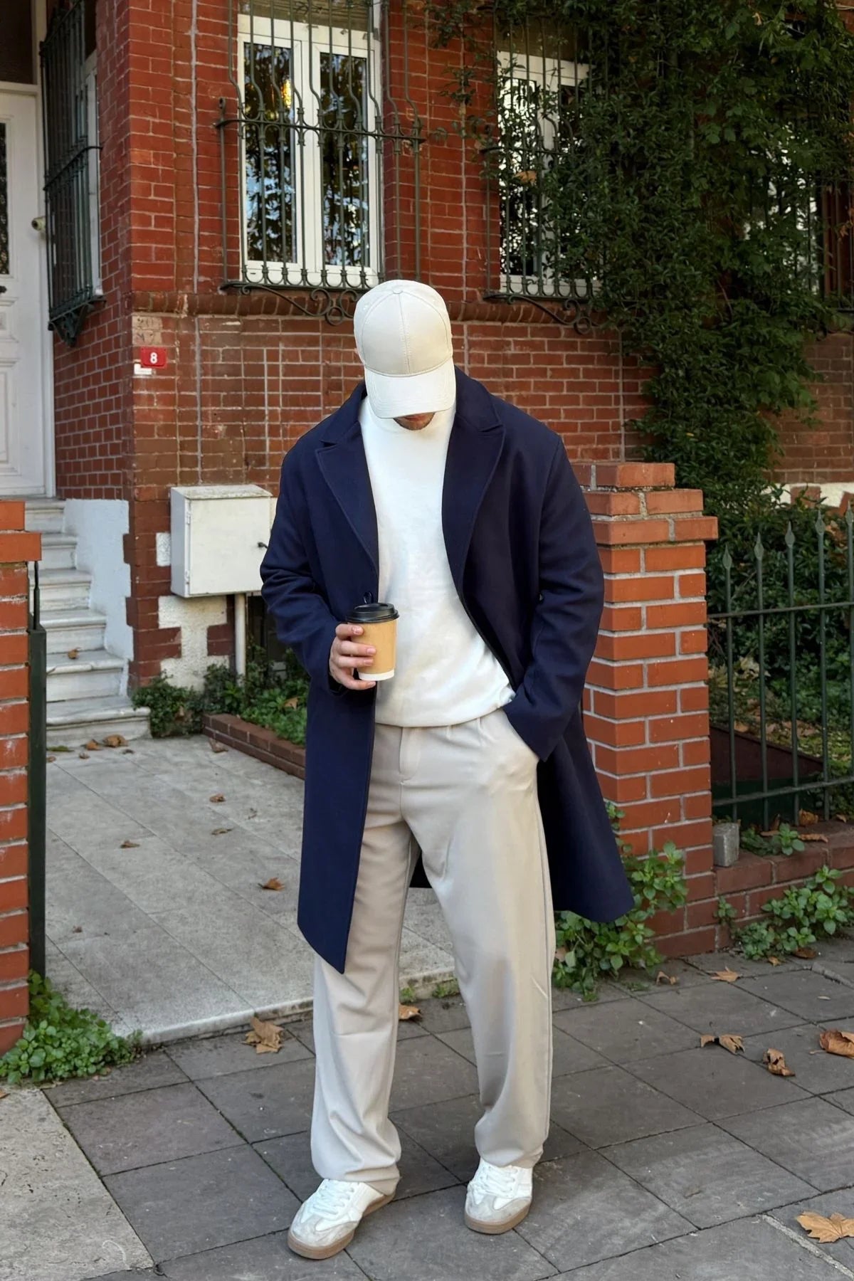 Erkek Regular Fit Düğmeli Cepli Kışlık Astarlı Klasik Uzun Kaşe Kaban - Livio Ferri