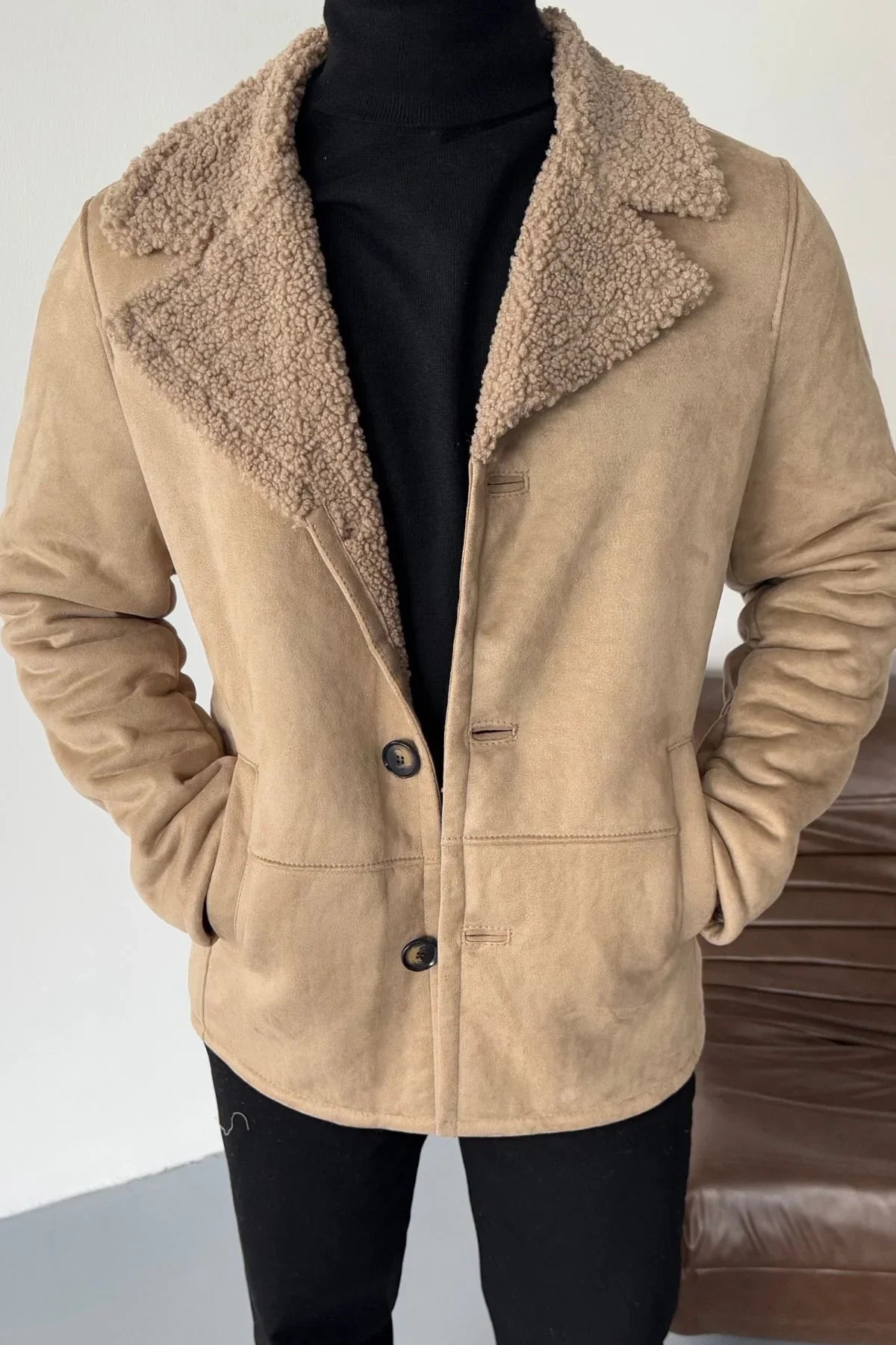 Erkek Regular Fit Içi Kürklü Düğmeli Katlı Yaka Yandan Cepli Klasik Süet Mont - Livio Ferri