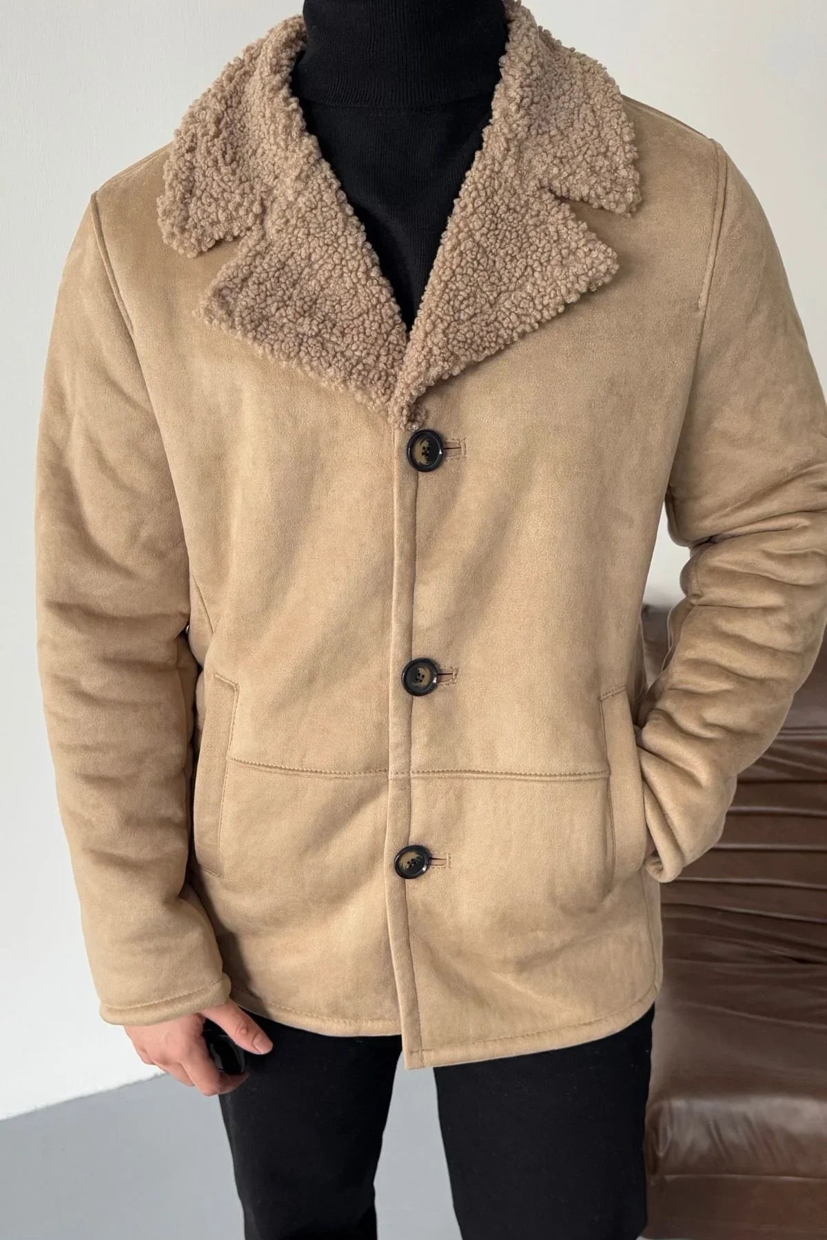 Erkek Regular Fit Içi Kürklü Düğmeli Katlı Yaka Yandan Cepli Klasik Süet Mont - Livio Ferri