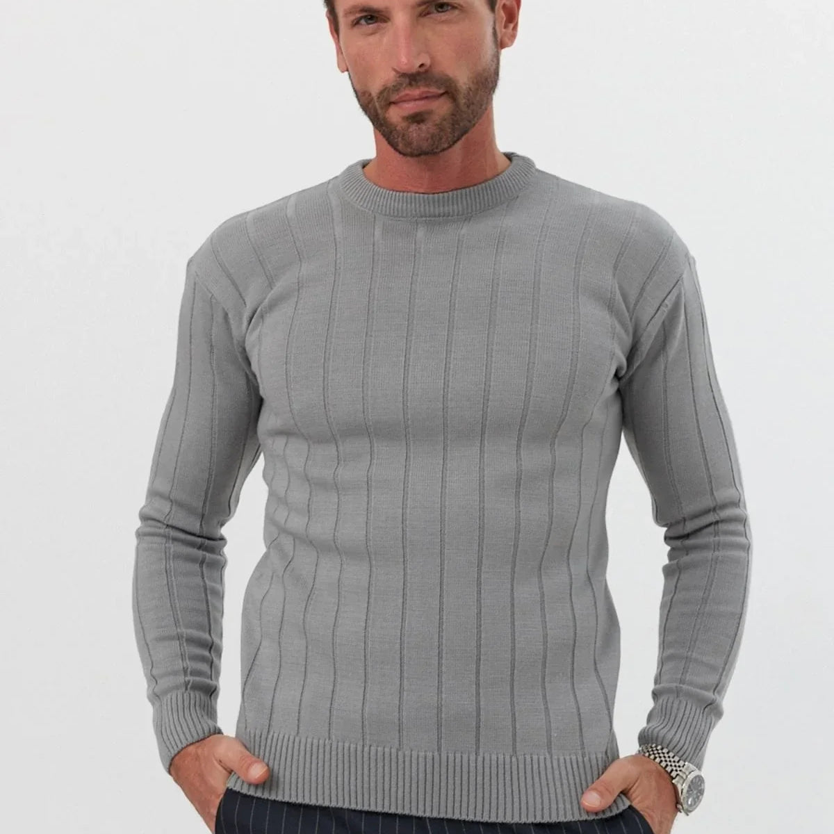 erkek-slim-fit-dar-kesim-bisiklet-yaka-triko-kazak-18958 - Livio Ferri
