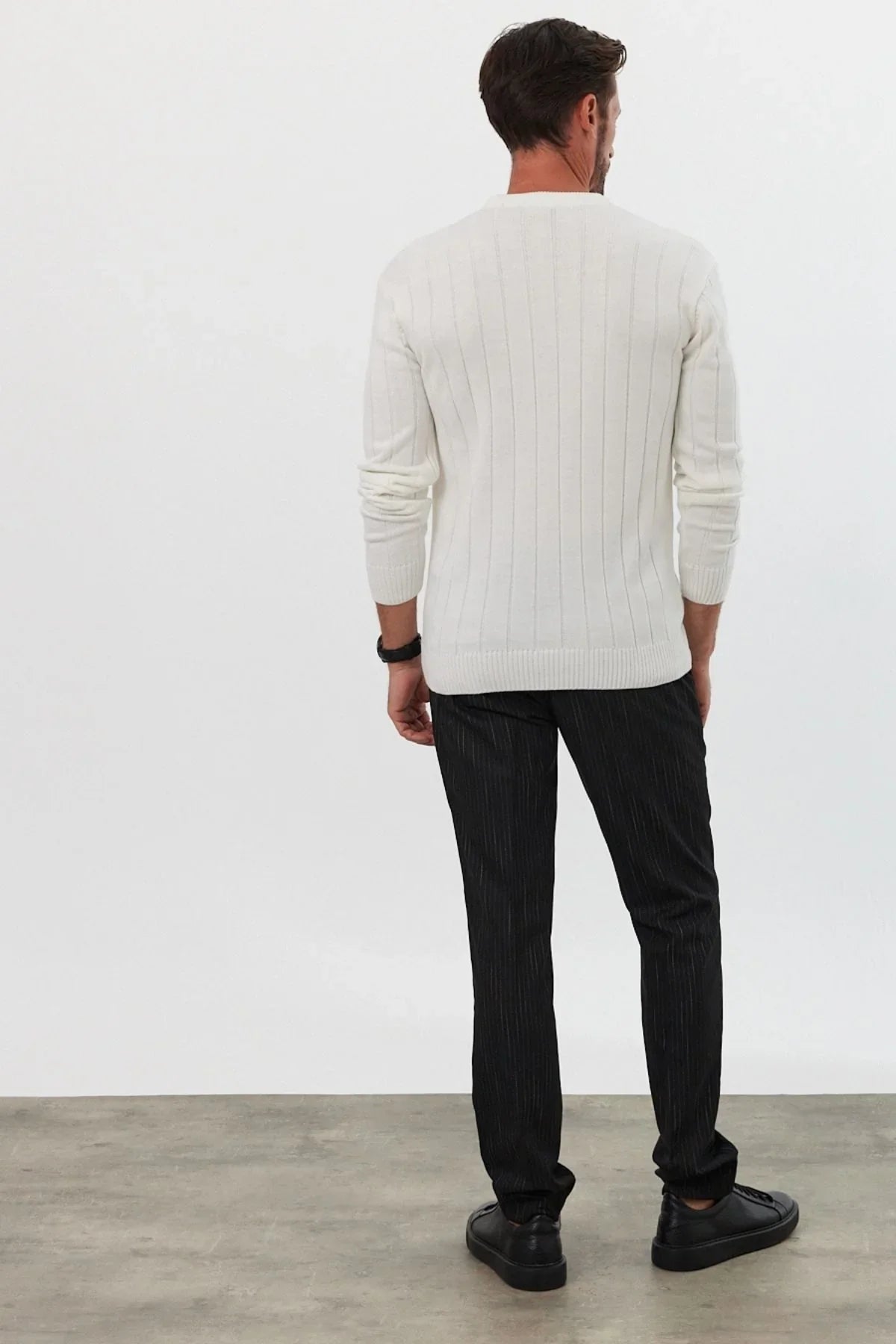 Erkek Slim Fit Dar Kesim Bisiklet Yaka Triko Kazak - Livio Ferri