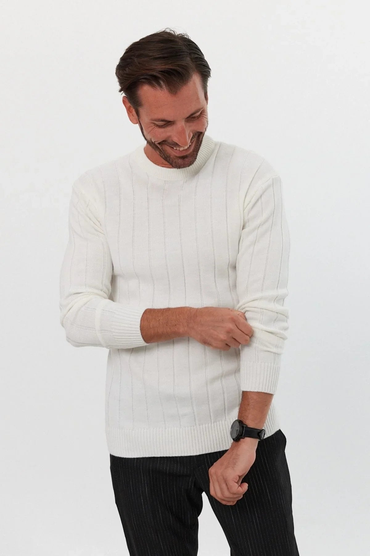 Erkek Slim Fit Dar Kesim Bisiklet Yaka Triko Kazak - Livio Ferri