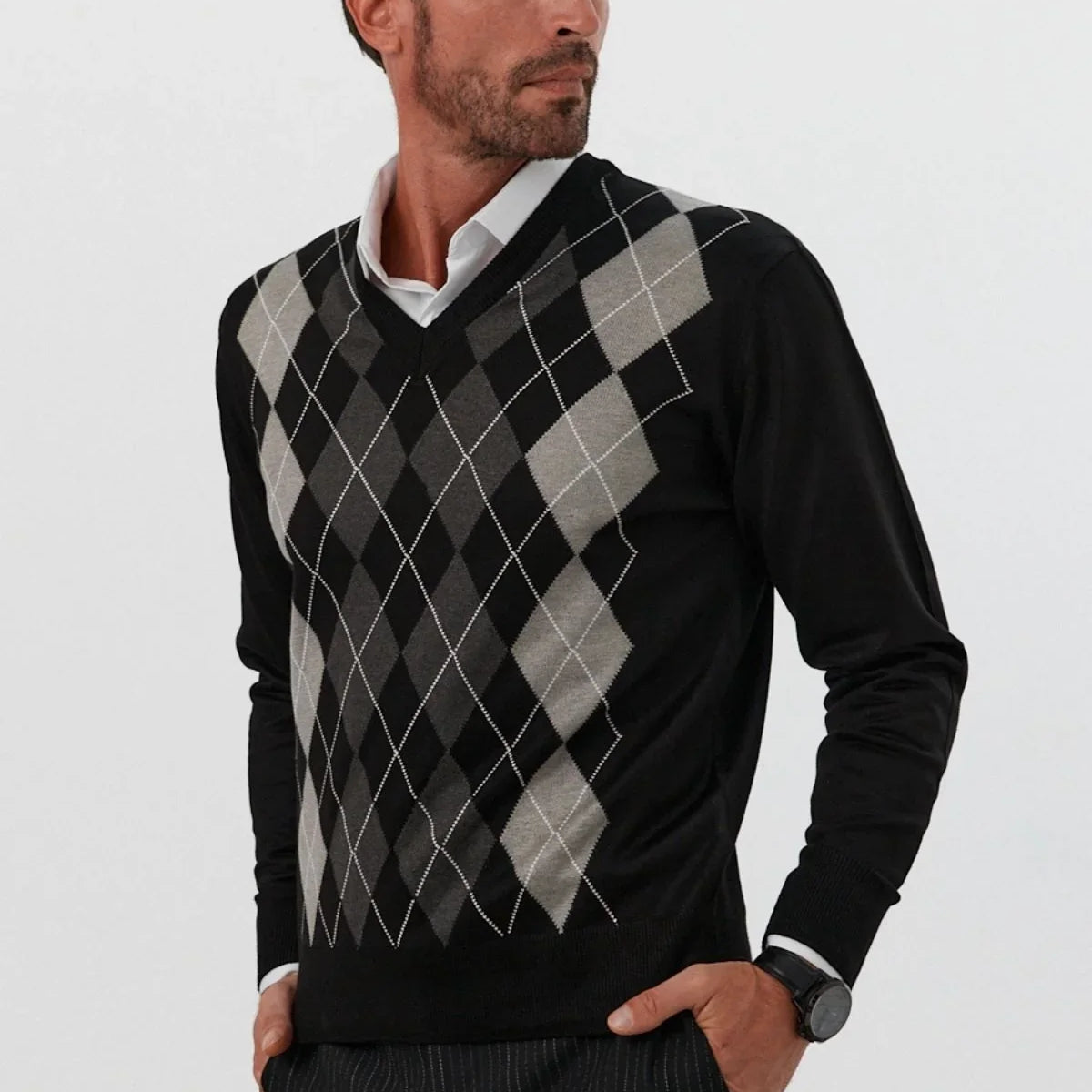 Erkek Standart Fit Baklava Desenli Normal Kesim V Yaka Triko Kazak