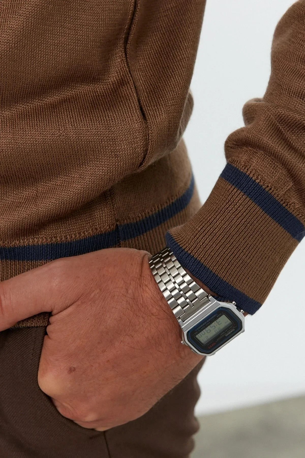 erkek-standart-fit-nakisli-normal-kesim-bisiklet-yaka-triko-kazak-18766 - Livio Ferri