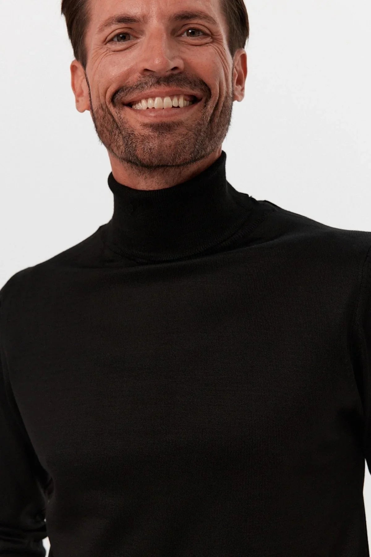 Erkek Standart Fit Normal Kesim Balıkçı Yaka Triko Kazak - Livio Ferri