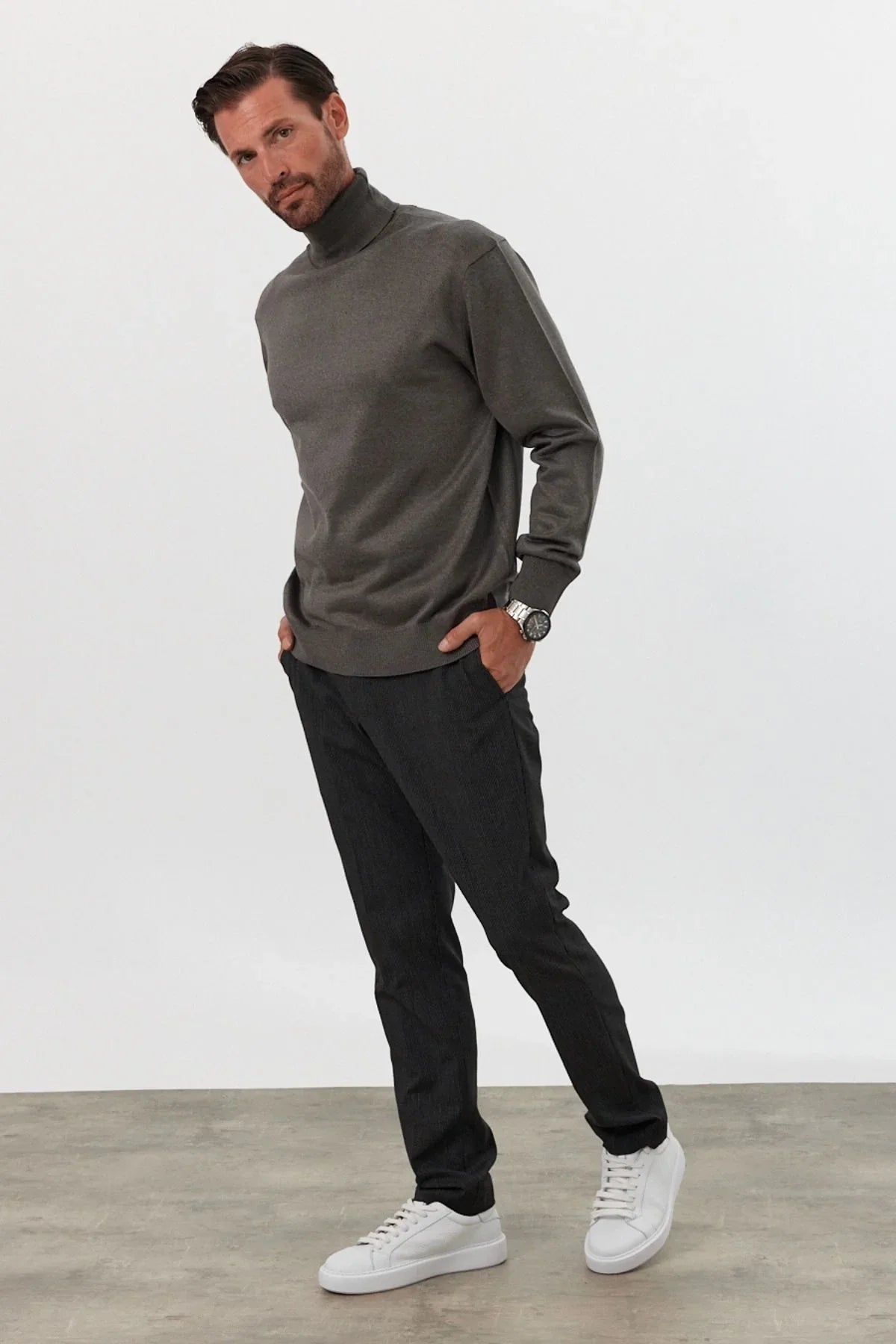 Erkek Standart Fit Normal Kesim Balıkçı Yaka Triko Kazak - Livio Ferri