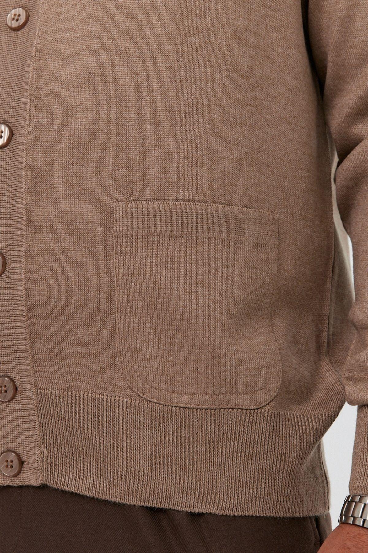 Erkek Standart Fit Normal Kesim Cepli Triko Hırka - Livio Ferri