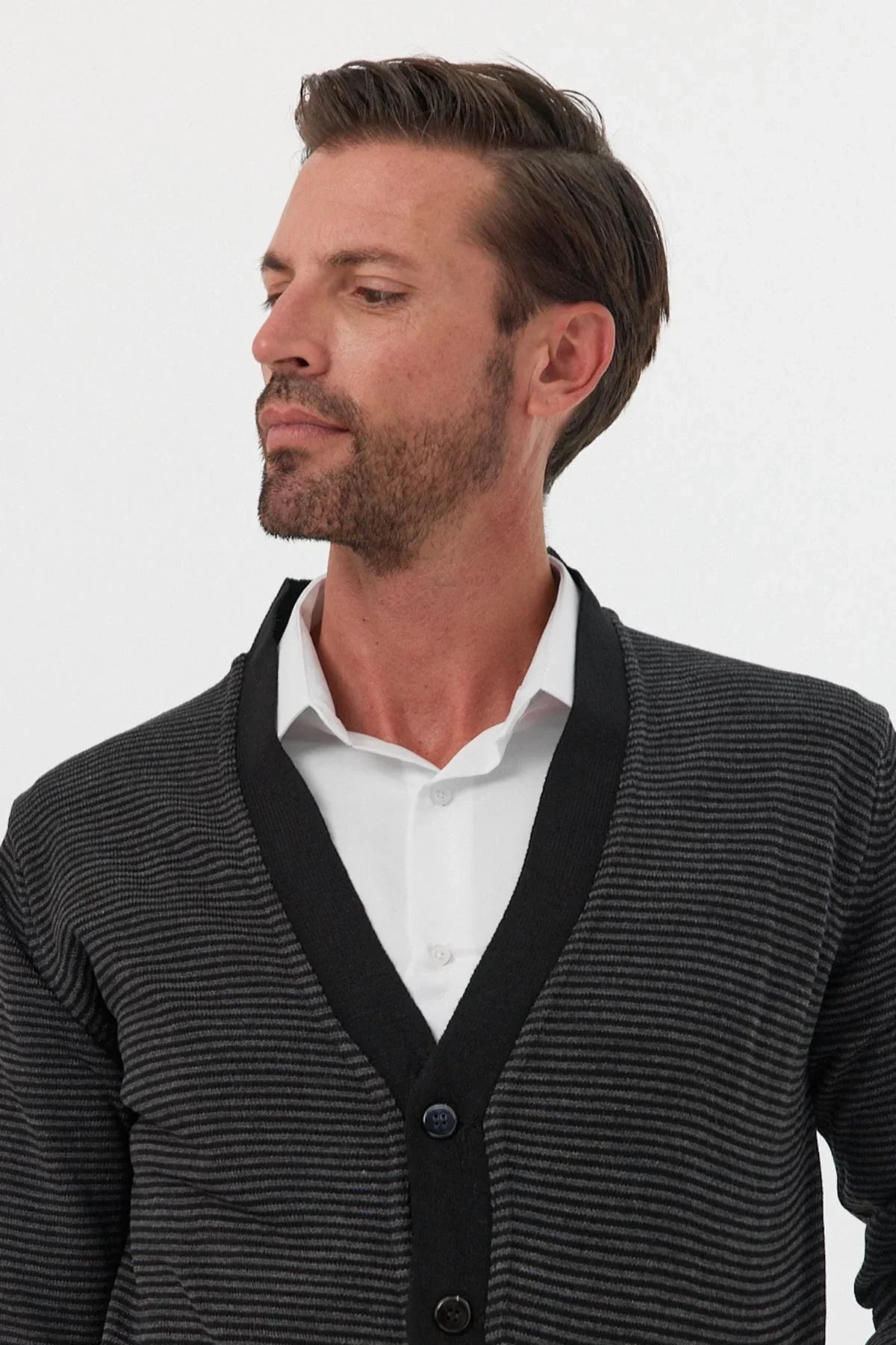 Erkek Standart Fit Normal Kesim Cepli Hırka Triko - Livio Ferri