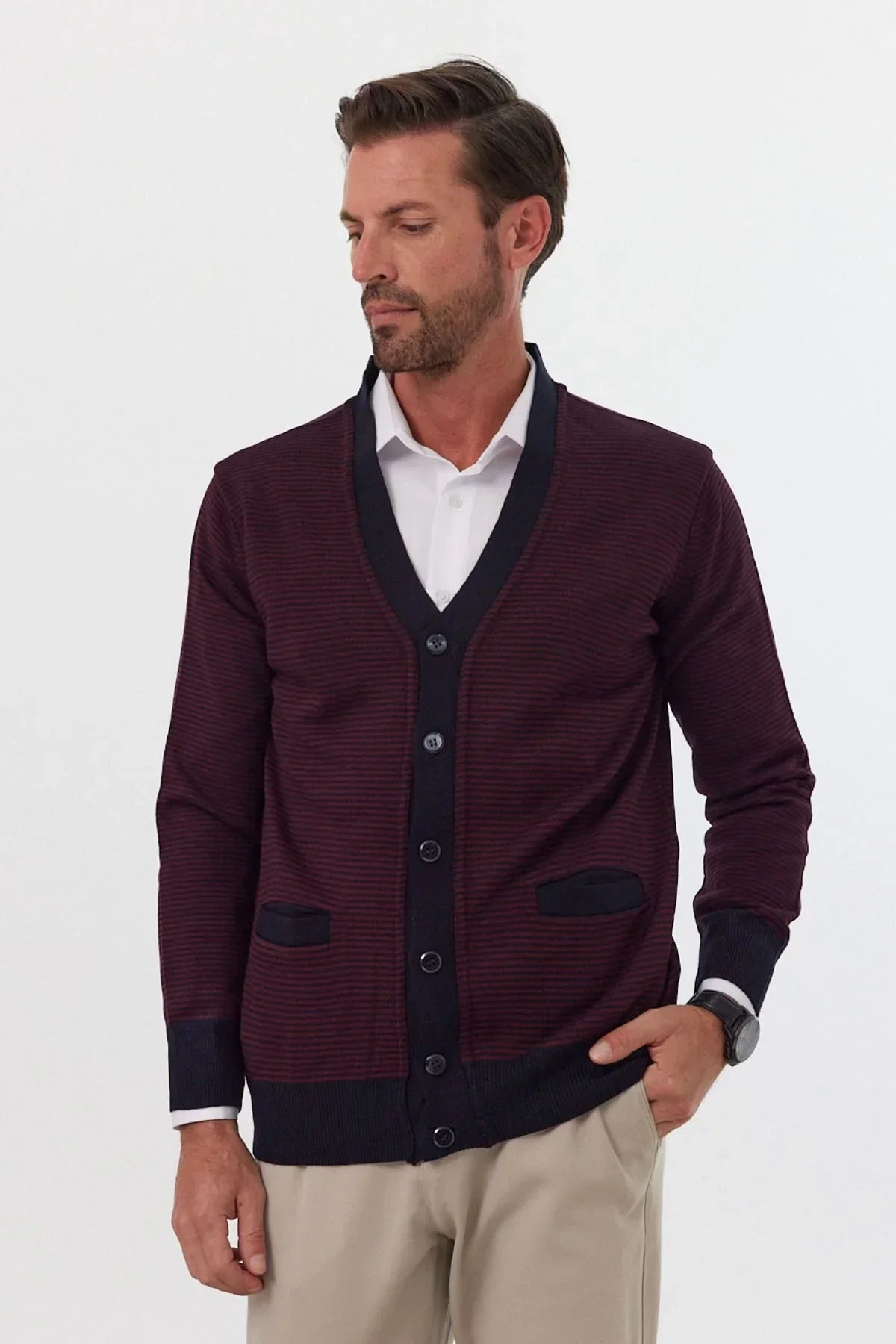 erkek-standart-fit-normal-kesim-cepli-hirka-triko-kazak-18872_f2f9f7e8-c6f2-4cb5-a8bc-ecc52a6aed3c - Livio Ferri