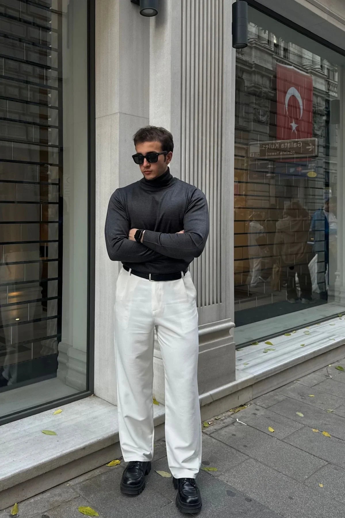 erkek-standart-fit-normal-kesim-tam-balikci-bogazli-yaka-triko-kazak-20207 - Livio Ferri