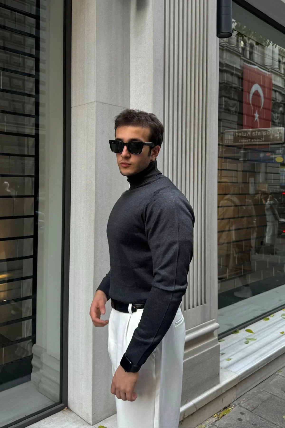 erkek-standart-fit-normal-kesim-tam-balikci-bogazli-yaka-triko-kazak-20211 - Livio Ferri