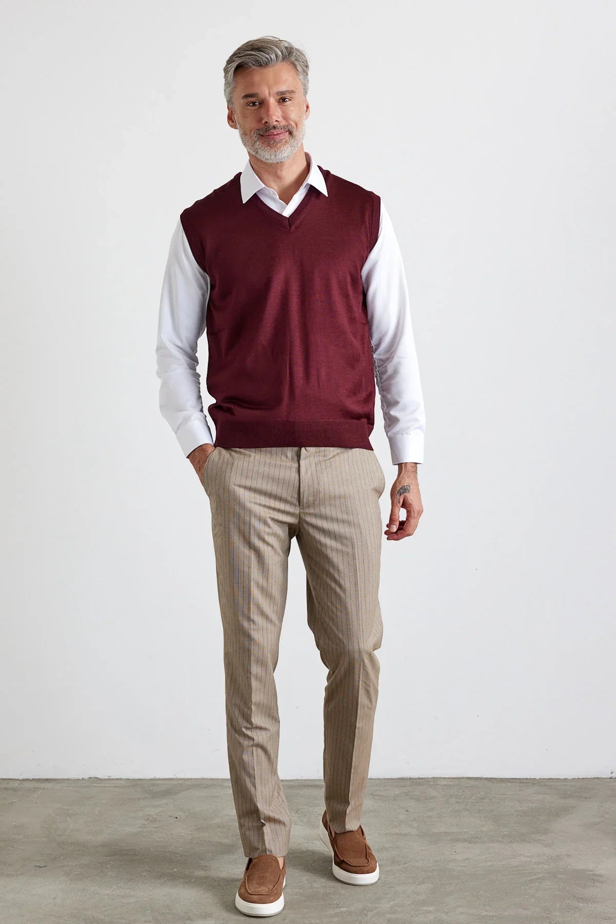 Erkek Standart Fit Normal Kesim Kolsuz Triko Süveter - Livio Ferri