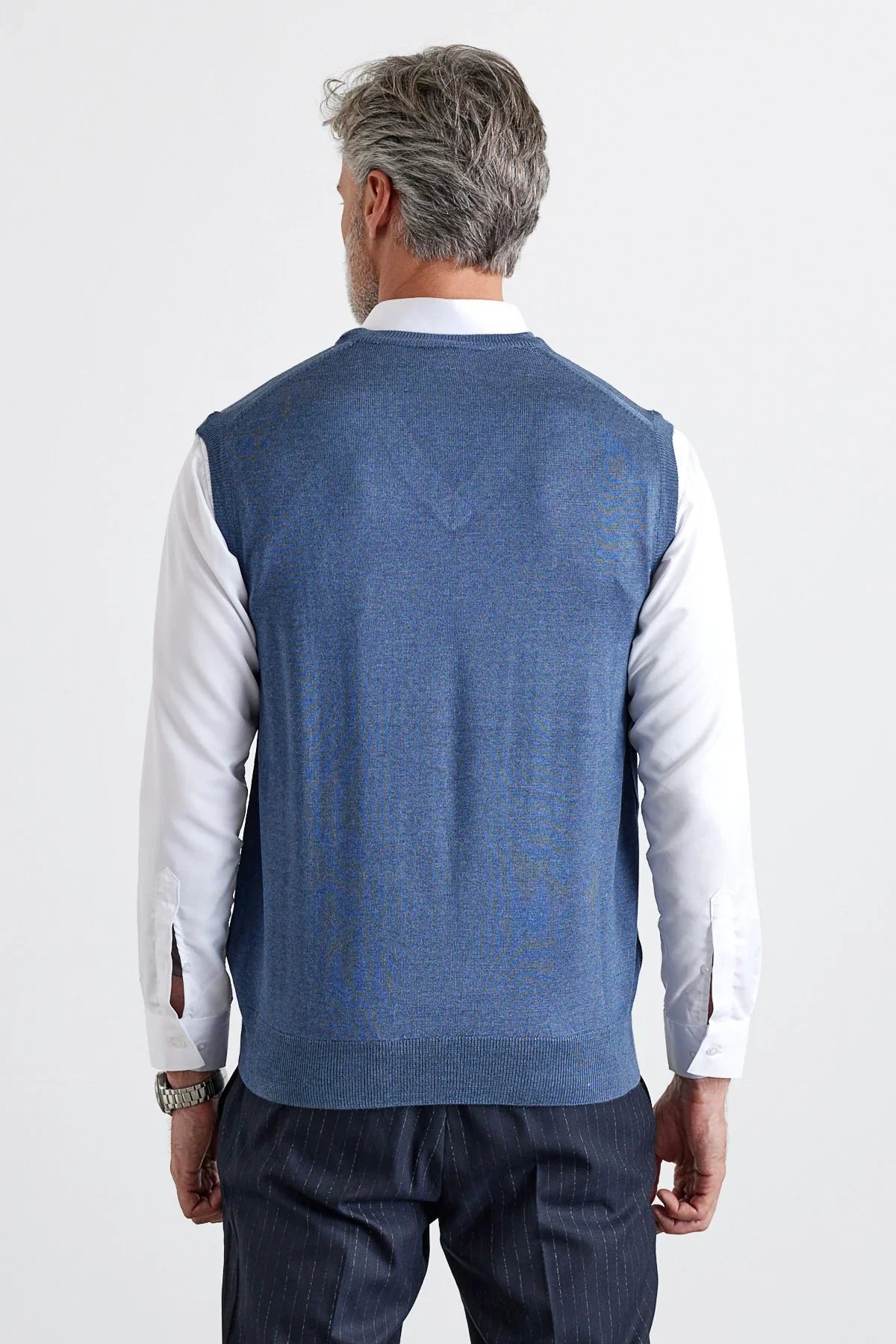 Erkek Standart Fit Normal Kesim Kolsuz Triko Süveter - Livio Ferri