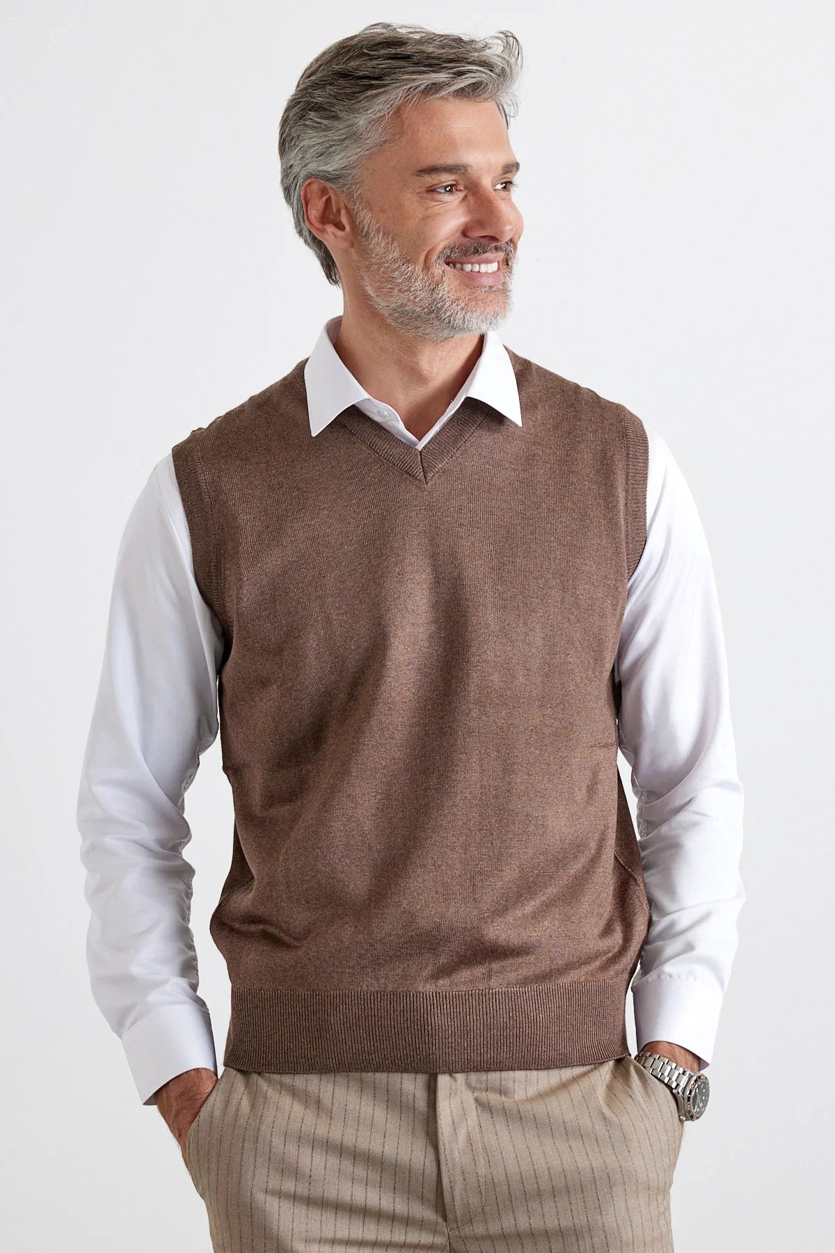 Erkek Standart Fit Normal Kesim Kolsuz Triko Süveter - Livio Ferri