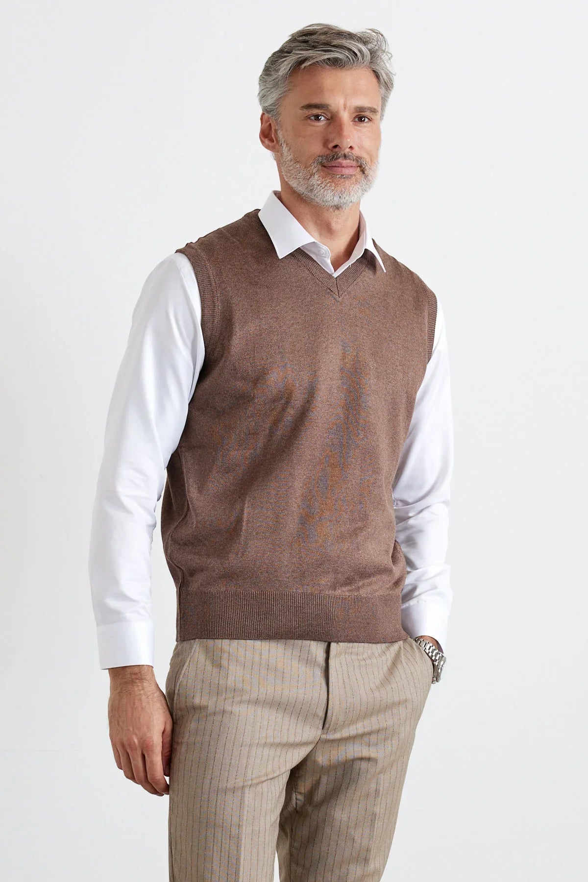 Erkek Standart Fit Normal Kesim Kolsuz Triko Süveter - Livio Ferri