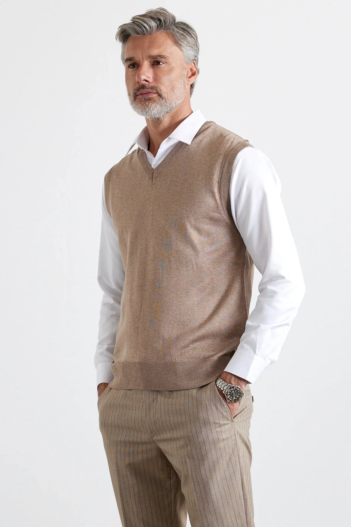 Erkek Standart Fit Normal Kesim Kolsuz Triko Süveter - Livio Ferri