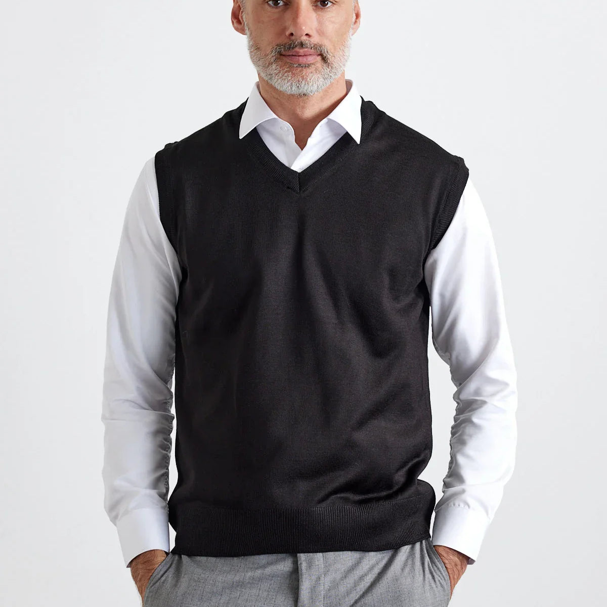 Erkek Standart Fit Normal Kesim Kolsuz Triko Süveter