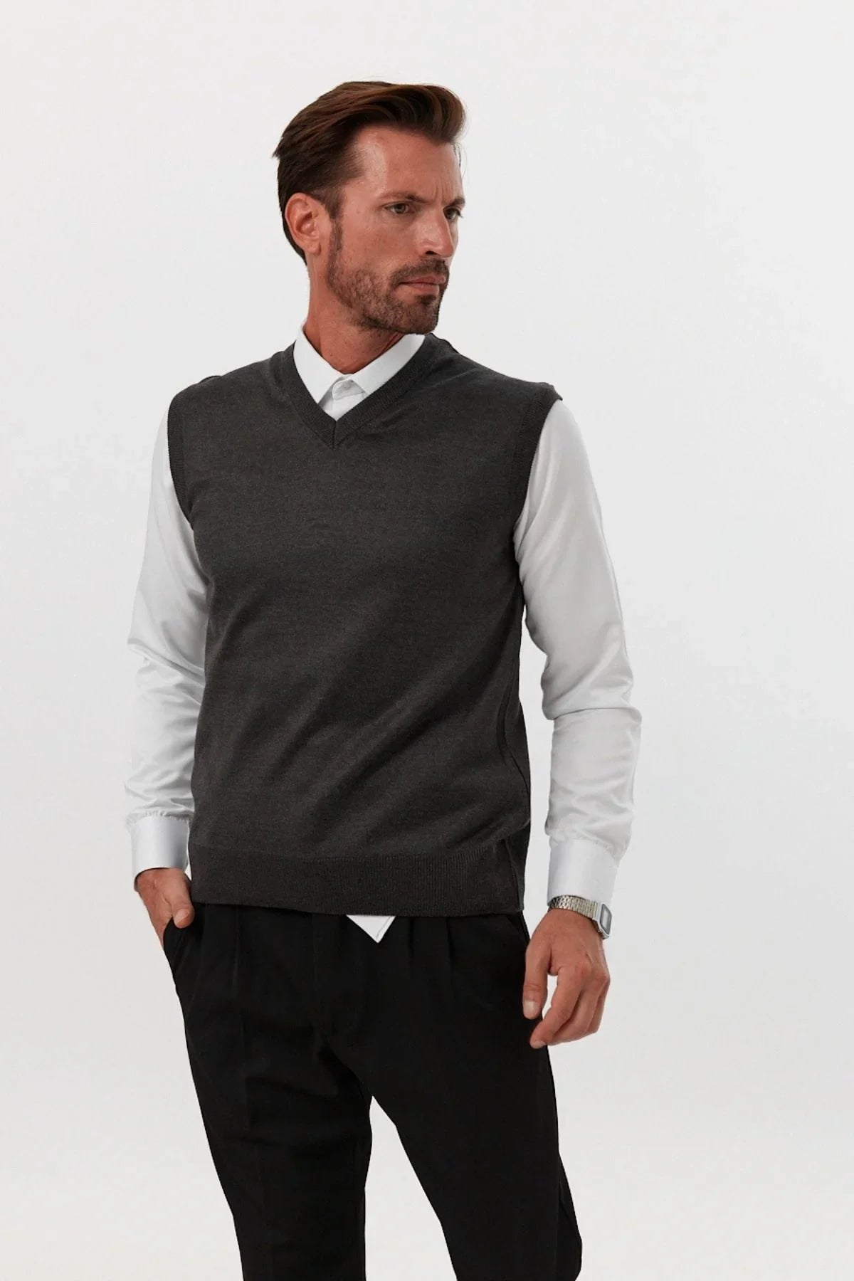 Erkek Standart Fit Normal Kesim Kolsuz Triko Süveter - Livio Ferri