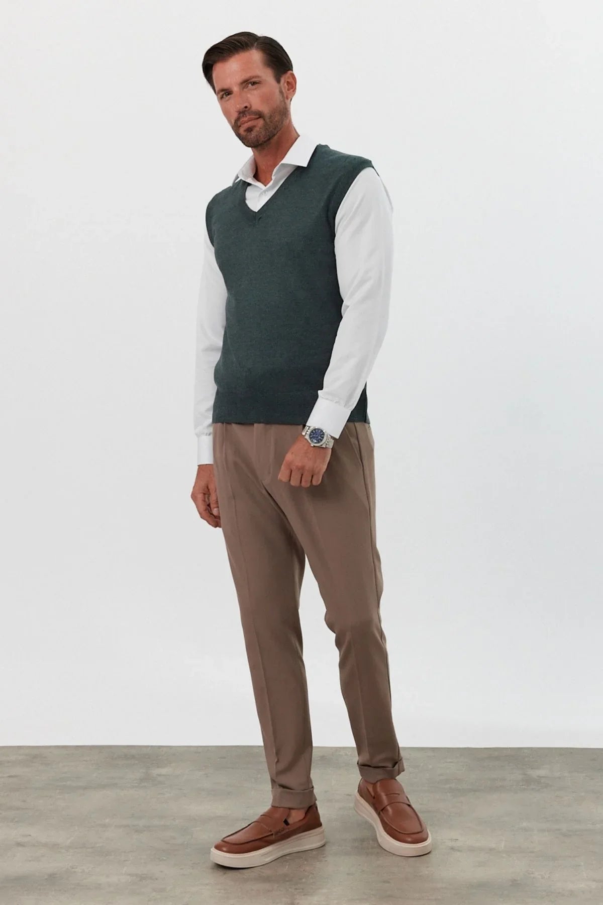 Erkek Standart Fit Normal Kesim Kolsuz Triko Süveter - Livio Ferri