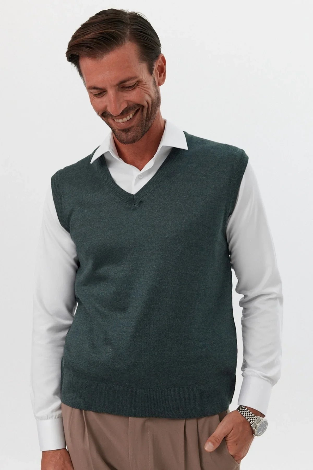 Erkek Standart Fit Normal Kesim Kolsuz Triko Süveter - Livio Ferri