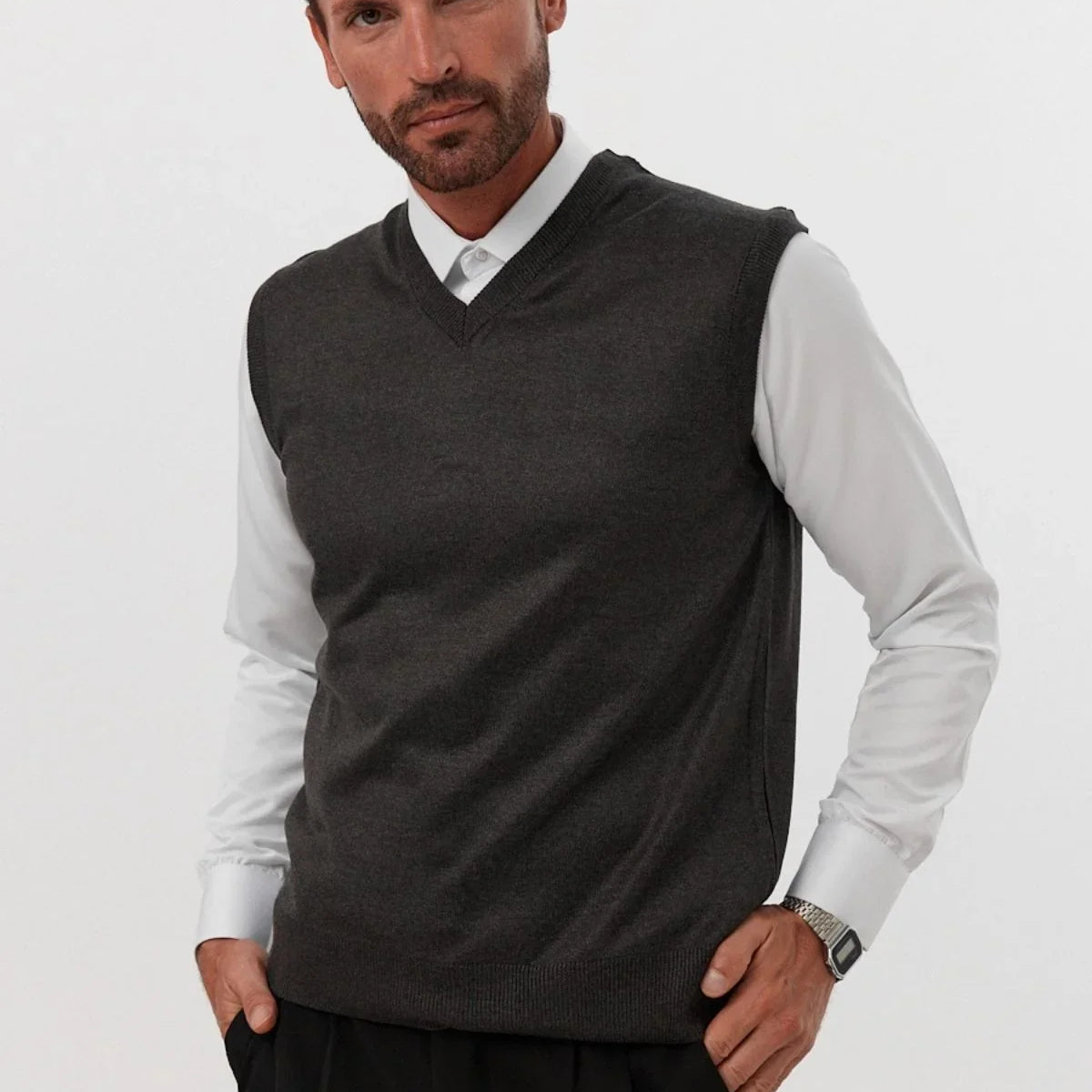 Erkek Standart Fit Normal Kesim Kolsuz Triko Süveter