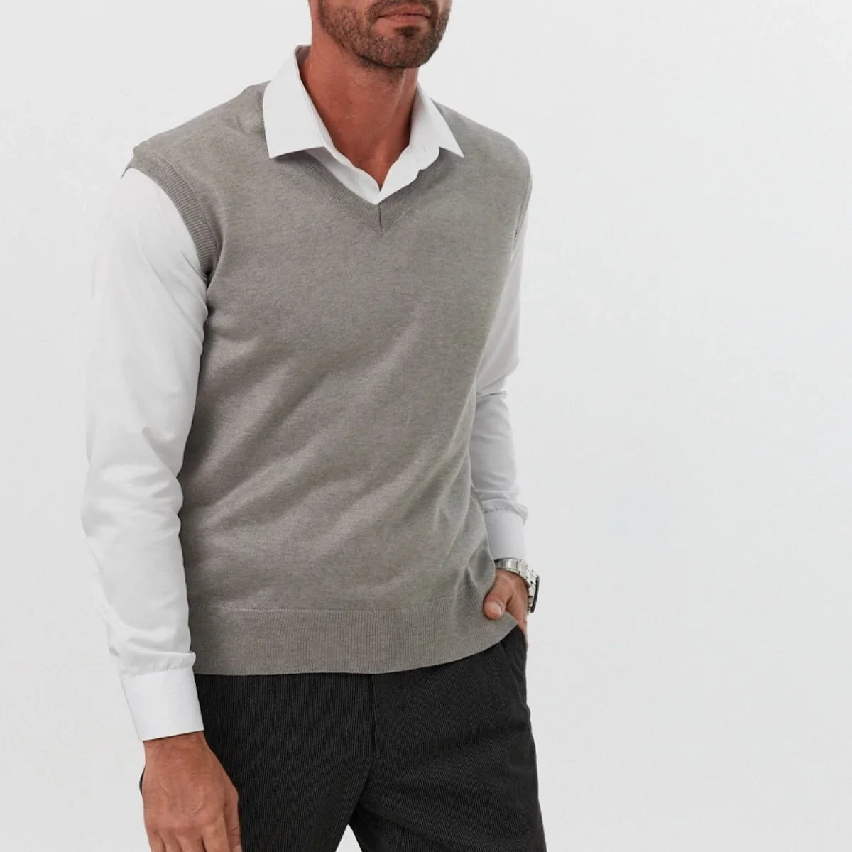 Erkek Standart Fit Normal Kesim Kolsuz Triko Süveter