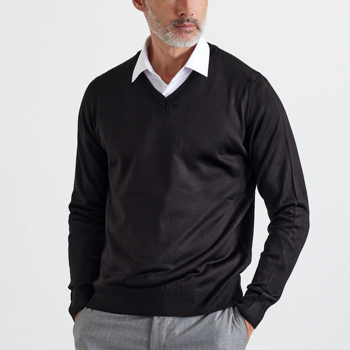 Erkek Standart Fit Normal Kesim V Yaka Triko Kazak