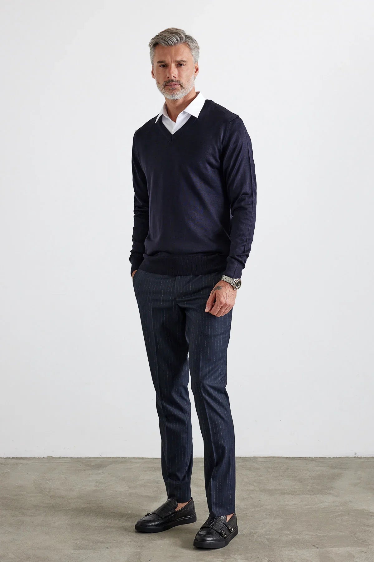 Erkek Standart Fit Normal Kesim V Yaka Triko Kazak - Livio Ferri