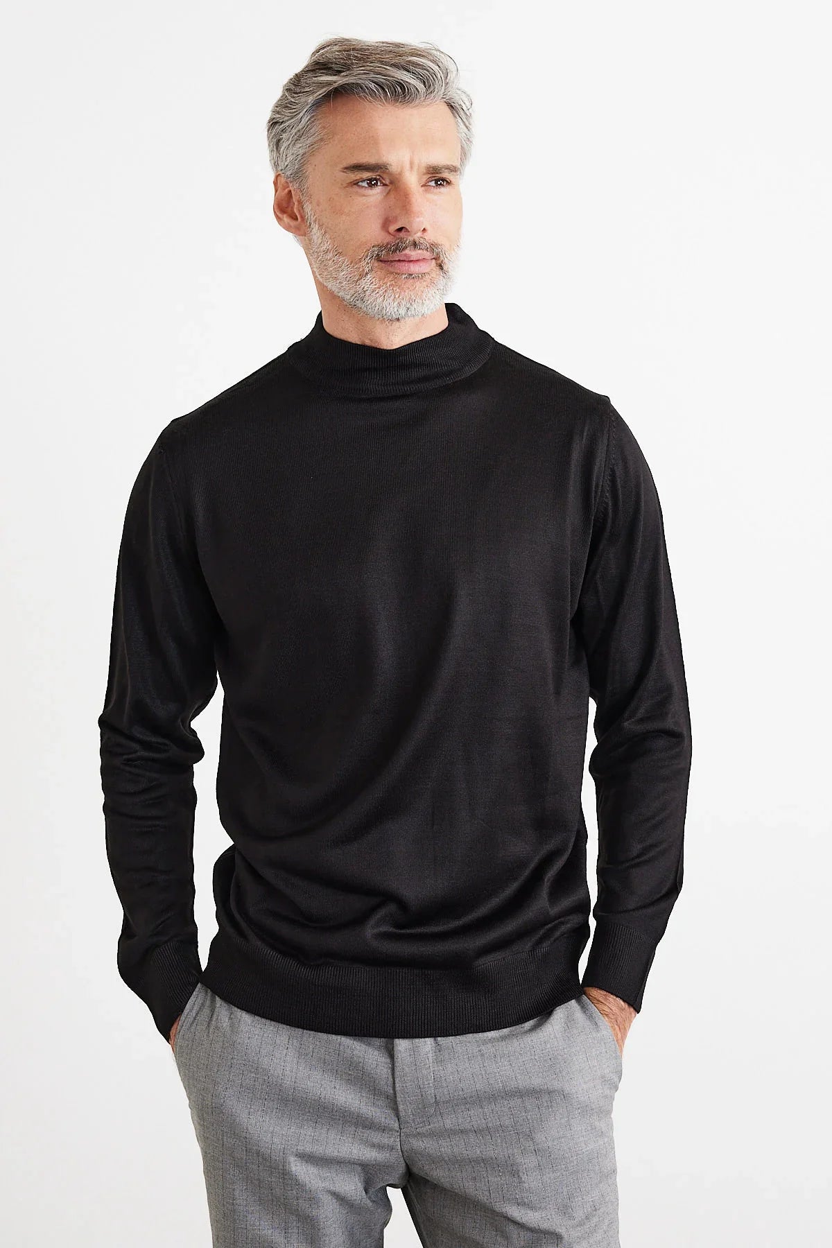 Erkek Standart Fit Normal Kesim Yarım Balıkçı Yaka Triko Kazak - Livio Ferri