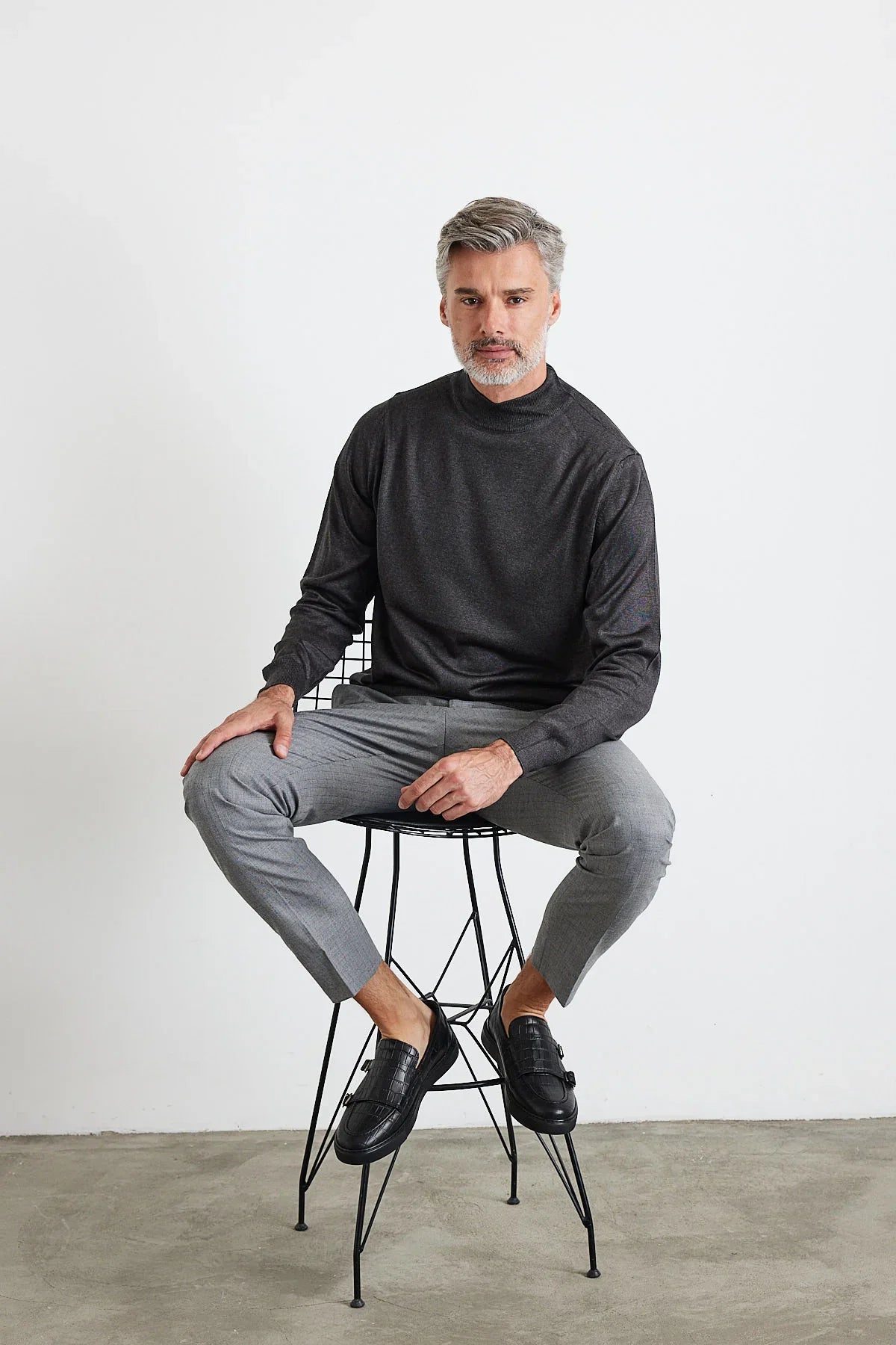 Erkek Standart Fit Normal Kesim Yarım Balıkçı Yaka Triko Kazak - Livio Ferri