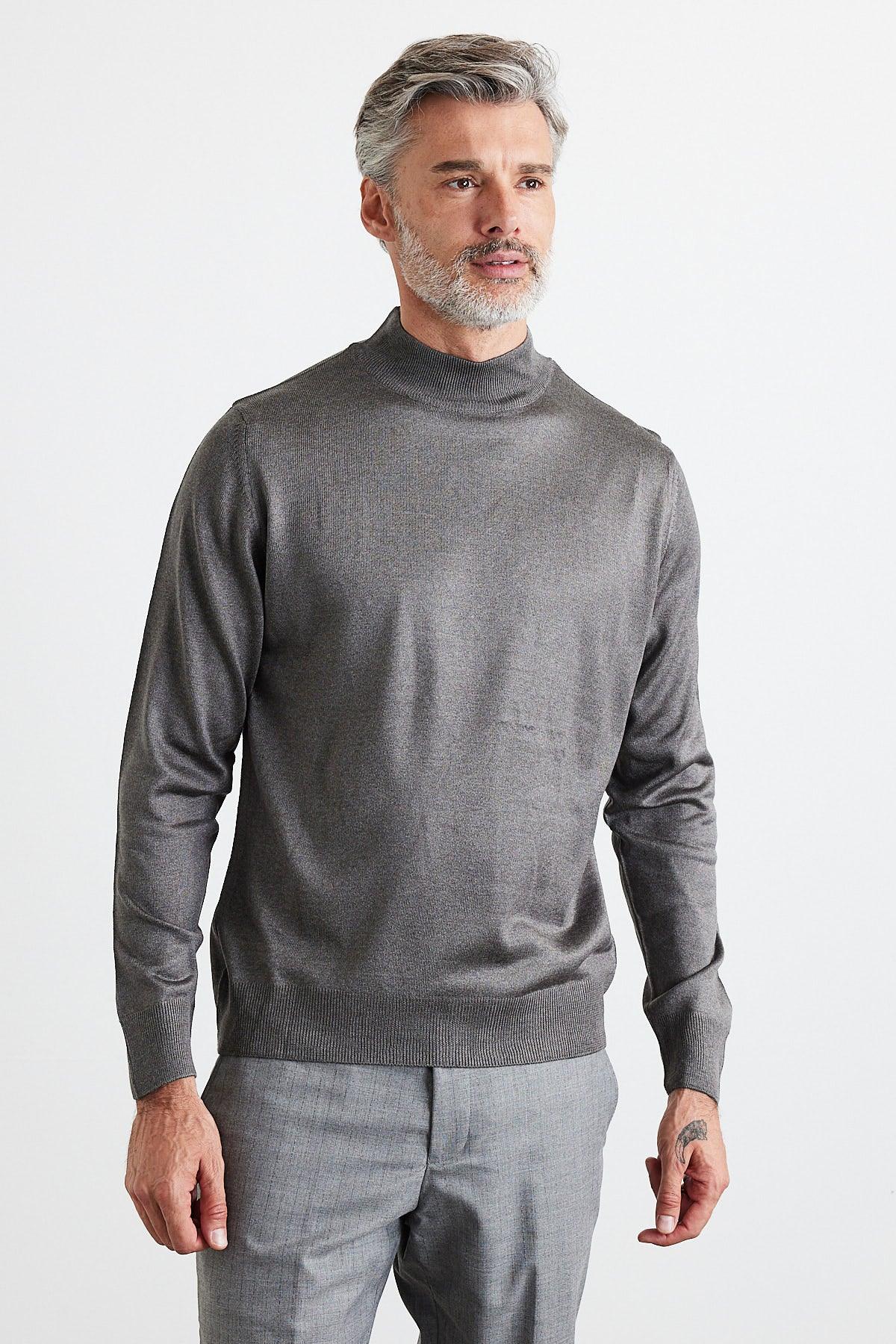 Erkek Standart Fit Normal Kesim Yarım Balıkçı Yaka Triko Kazak - Livio Ferri