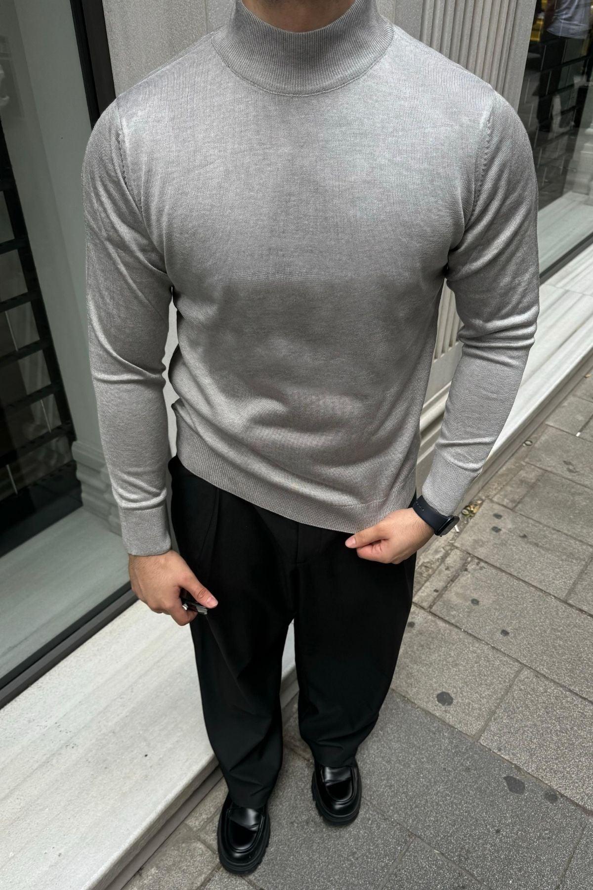 Erkek Standart Fit Normal Kesim Yarım Balıkçı Yaka Triko Kazak - Livio Ferri