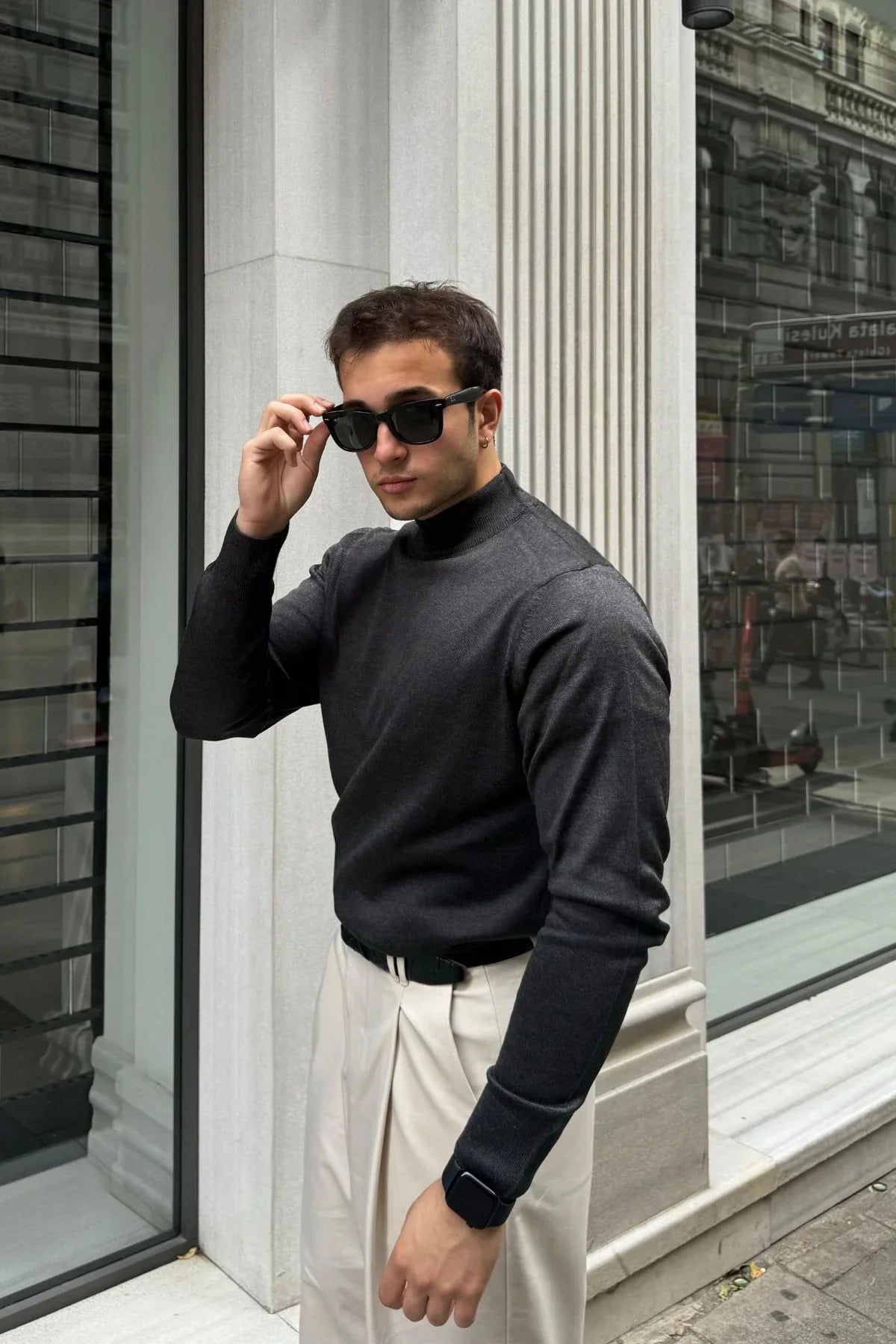 erkek-standart-fit-normal-kesim-yarim-balikci-bogazli-yaka-triko-kazak-20116 - Livio Ferri