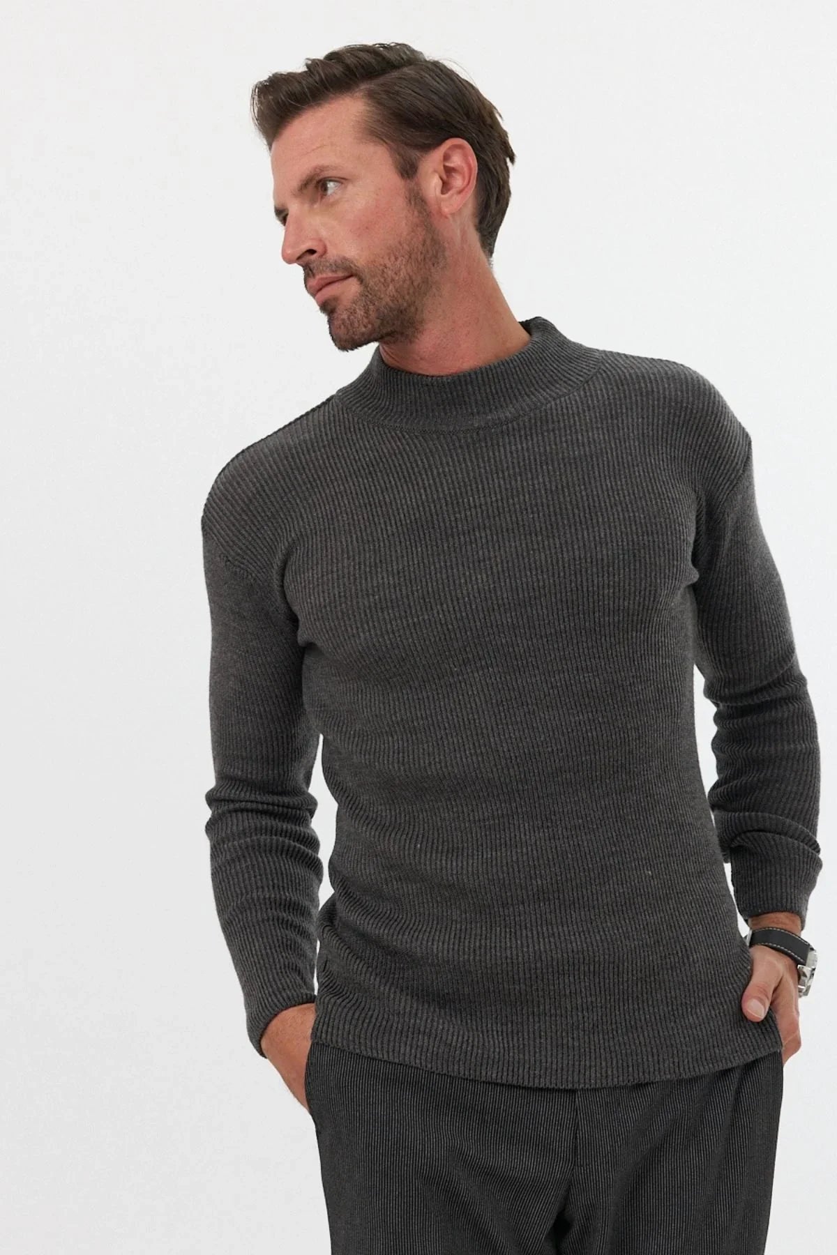 Erkek Yarım Boğazlı Balıkçı Yaka Slim Fit Triko Kazak - Livio Ferri