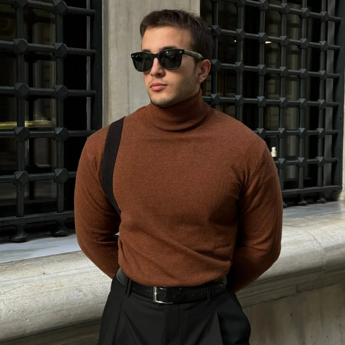 Erkek Yünlü Normal Kalıp Tam Balıkçı Boğazlı Yaka Triko Kazak - Livio Ferri