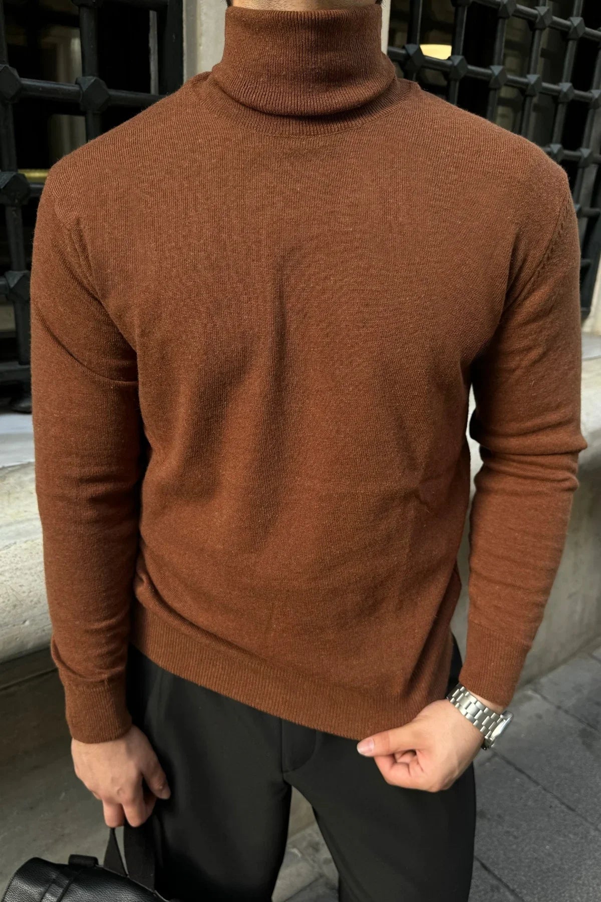 Erkek Yünlü Normal Kalıp Tam Balıkçı Boğazlı Yaka Triko Kazak - Livio Ferri