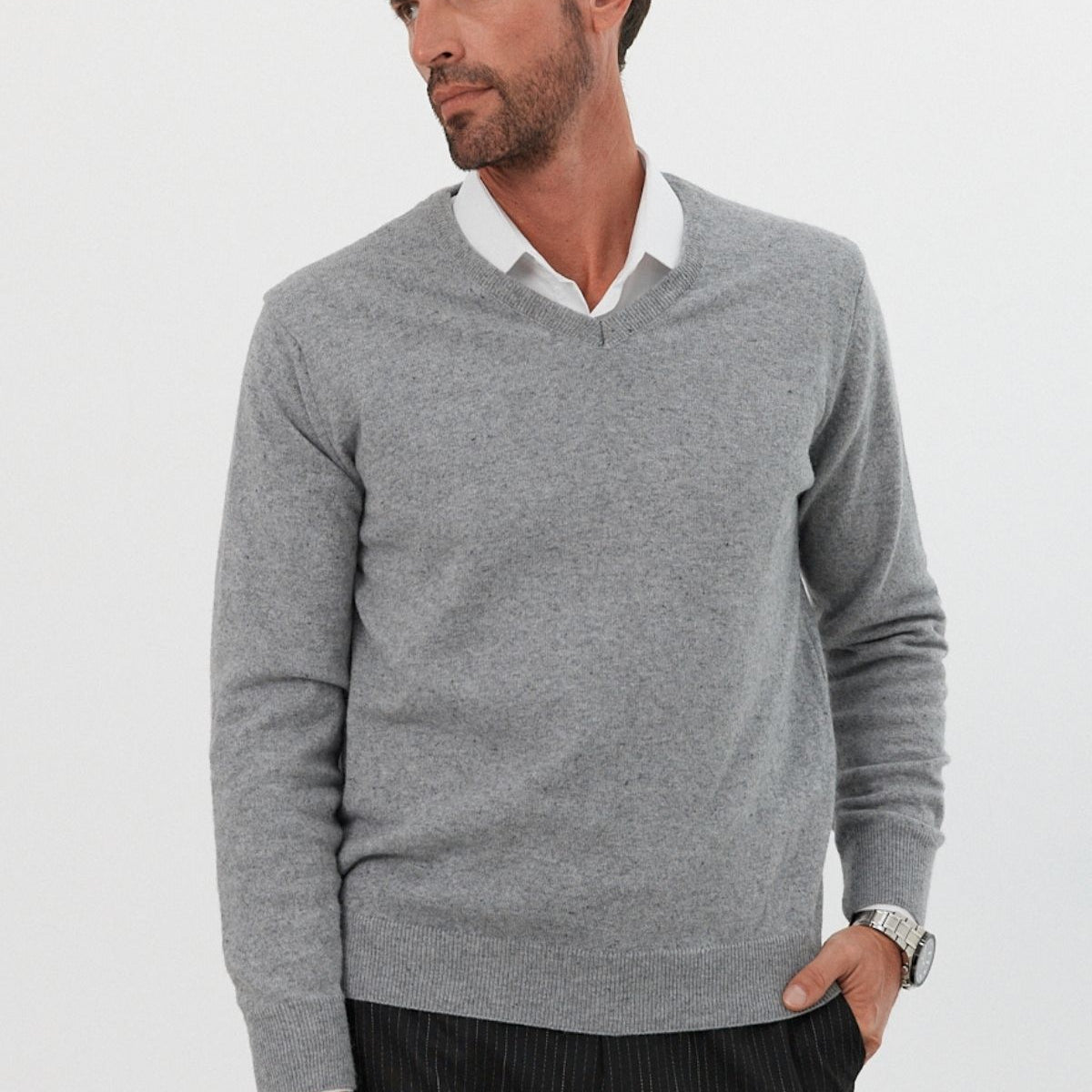 Erkek Yünlü Normal Kalıp V Yaka Standart Fit Triko Kazak