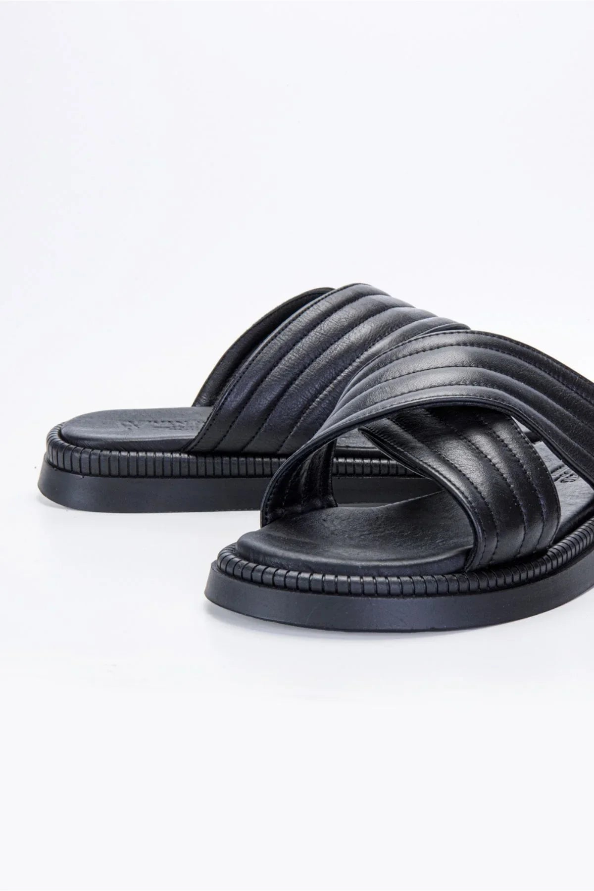 Fern Erkek %100 Hakiki Deri Çapraz Bantlı Günlük Rahat Terlik - Livio Ferri