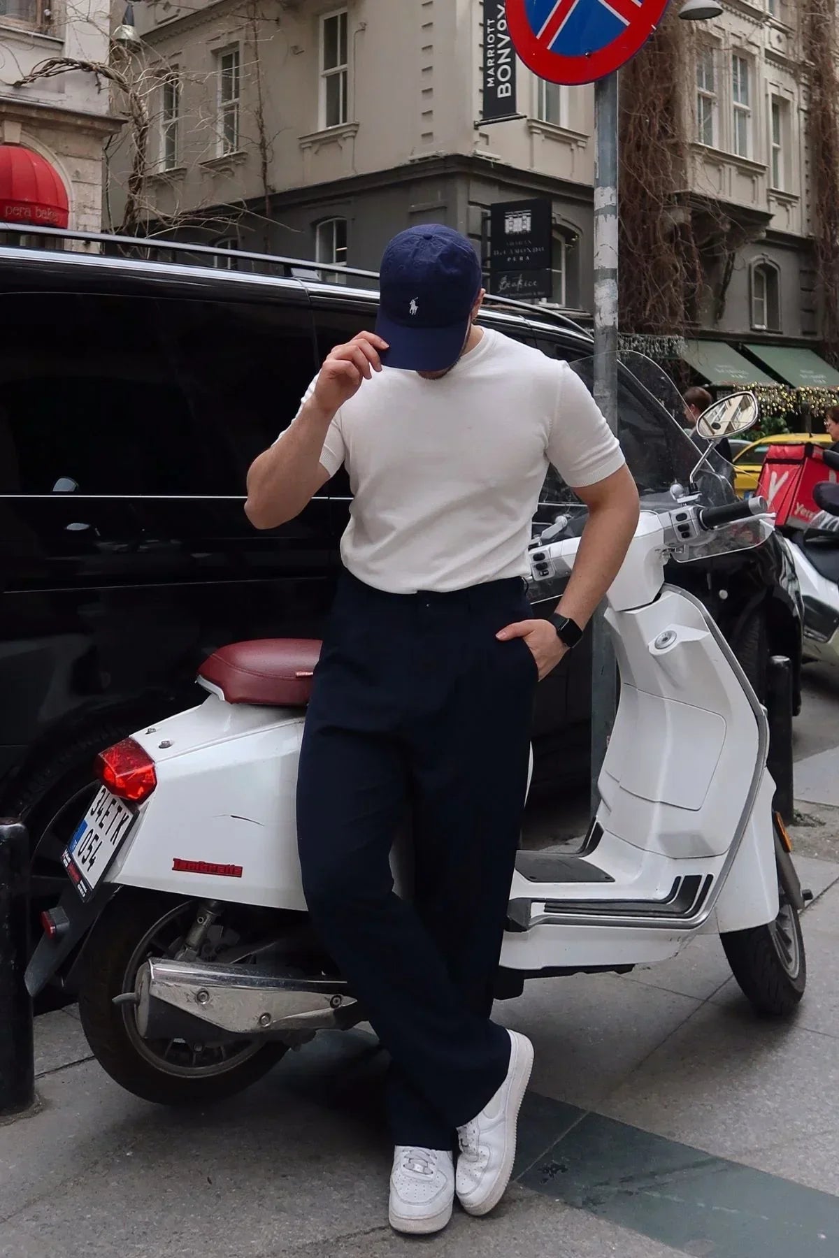 Kama Erkek Bisiklet Yaka Pamuk Regular Fit Kısa Kollu İnce Triko Tişört - Livio Ferri
