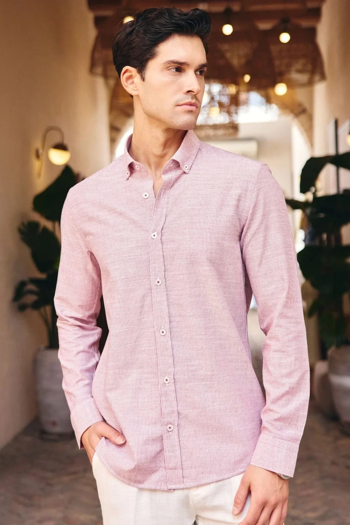 kure-erkek-gomlek-modern-slim-fit-keten-gorunumlu-ince-ve-sik-cizgili-doku-24219 - Livio Ferri